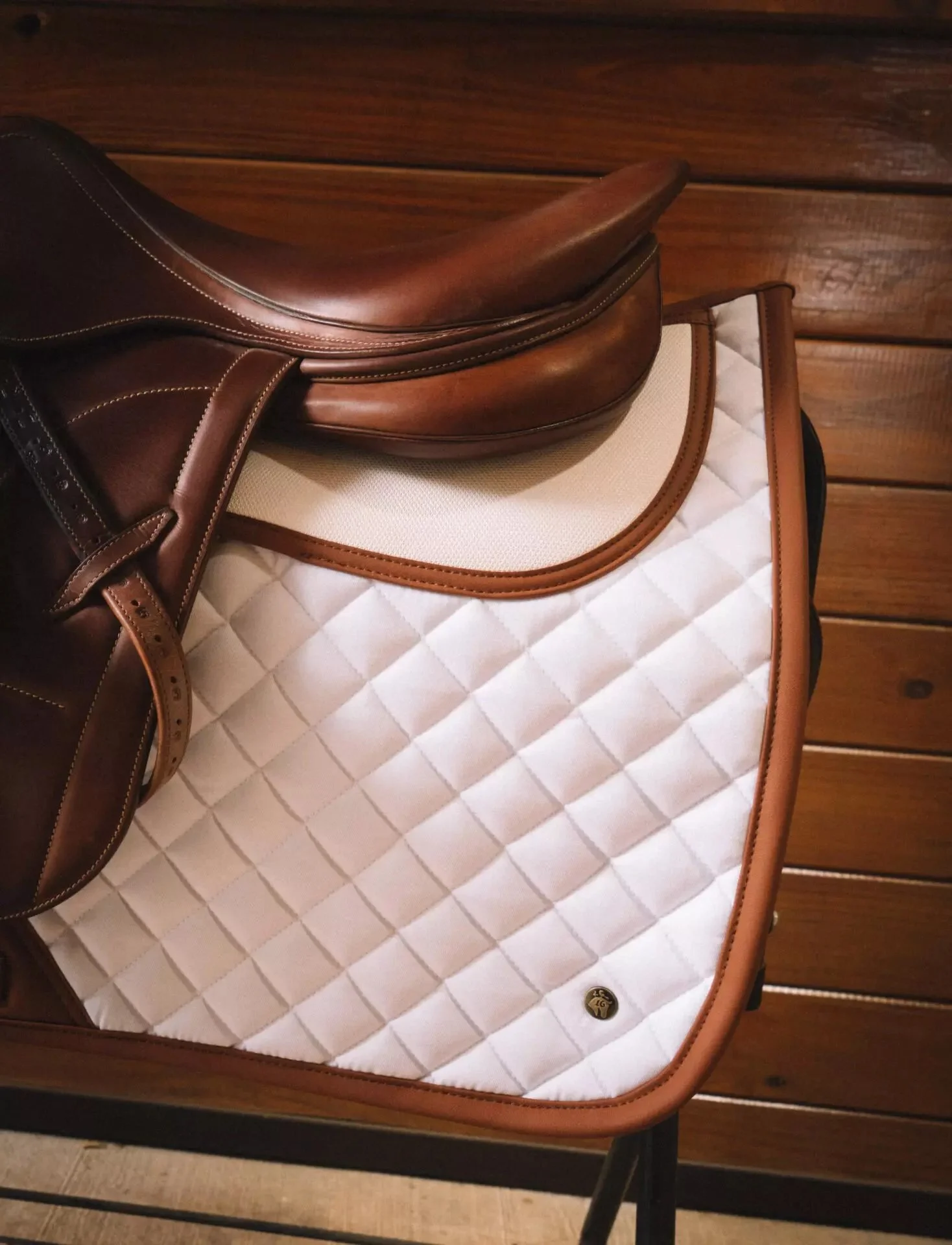 ThinLine-Sixteen-Cypress-Eqeustrian-Saddle-Pads42.jpg.jpeg