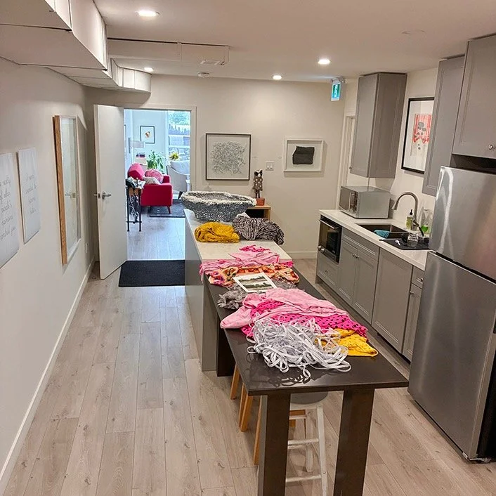 Riiiight, been off social for a while. Just a sneak peak here..my new big project creeping from my studio into the common kitchen in my studio building and my office down the hall..beautiful artworks on wall at end of kitchen by @jillpricestudios who