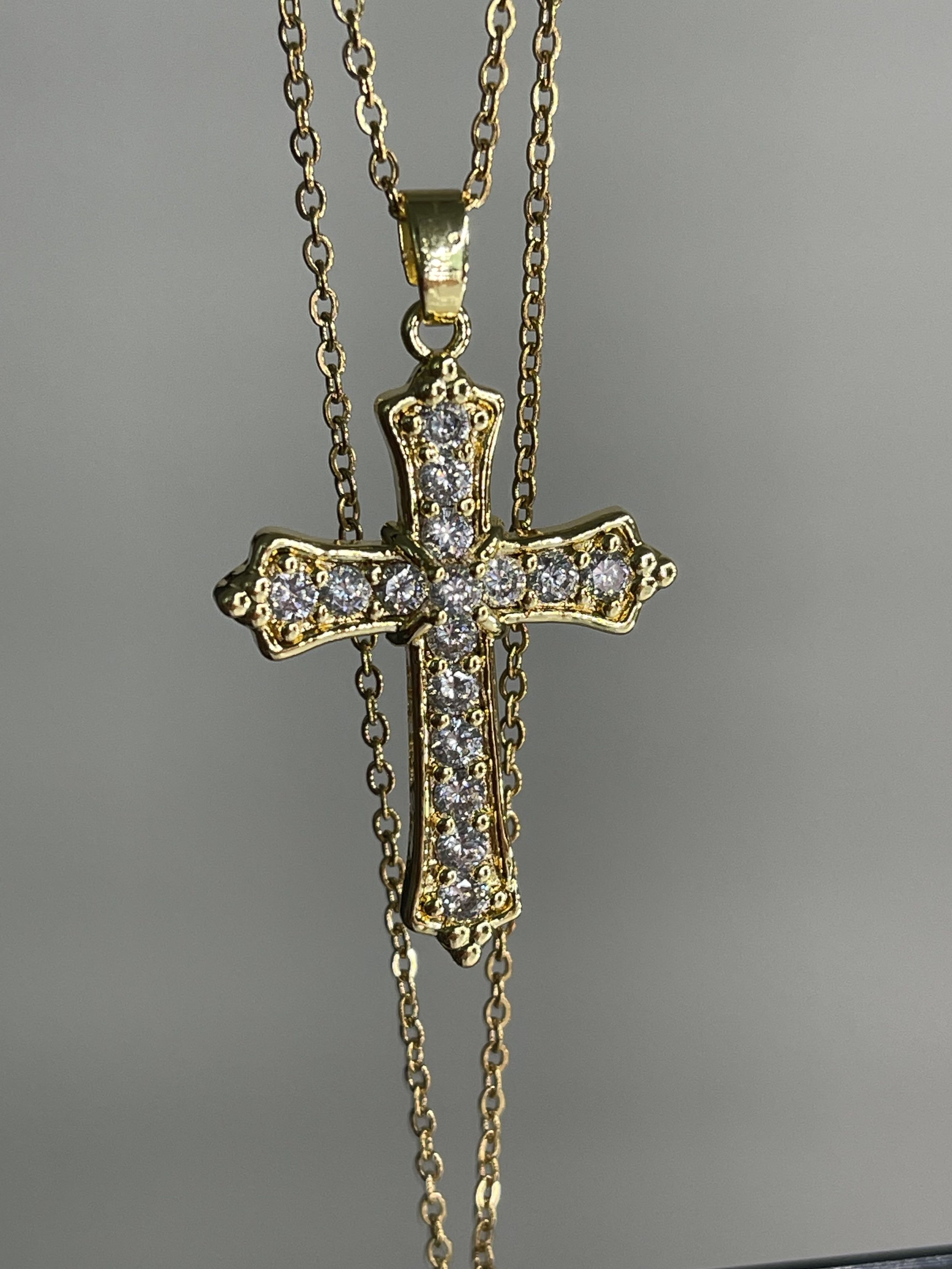 GOLD CROSS NECKLACE