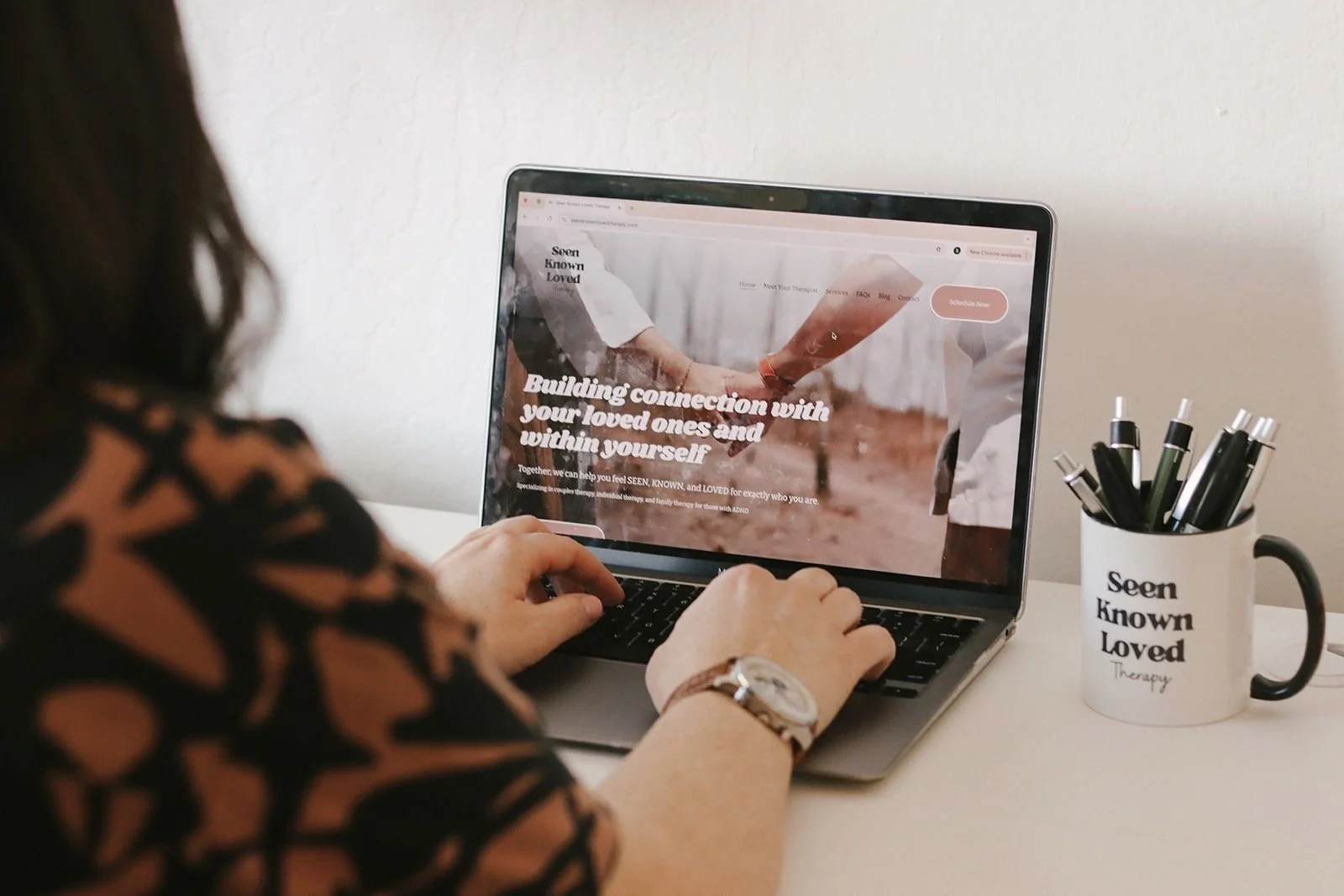 A therapist who gets your ADHD