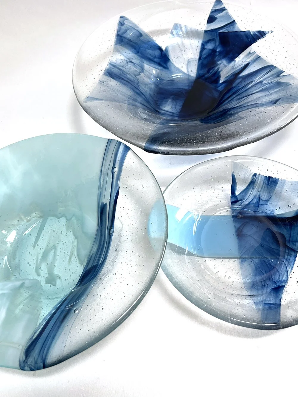 trioclearbluebowls1.jpg