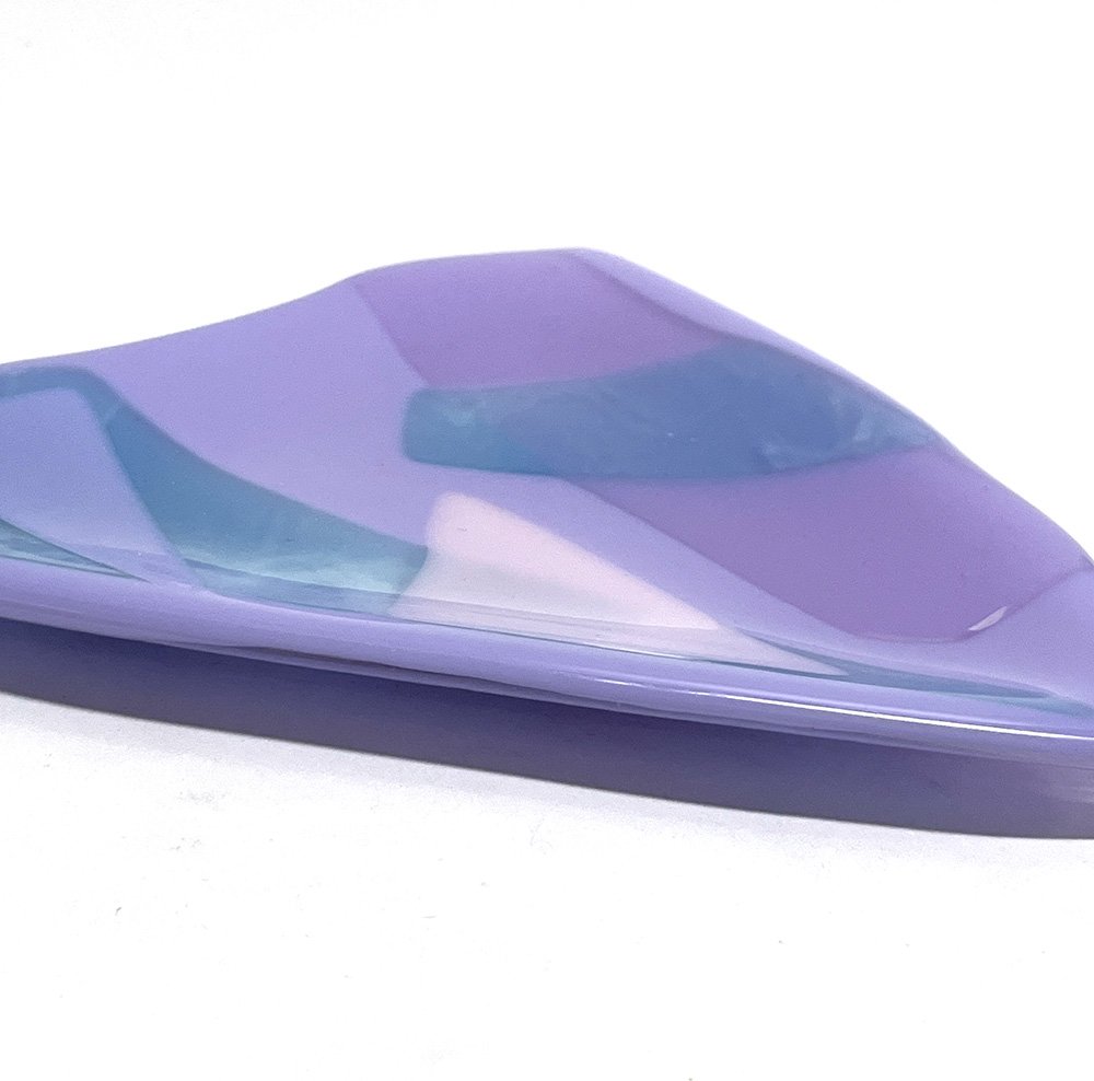 lavendertriangledish2.jpg