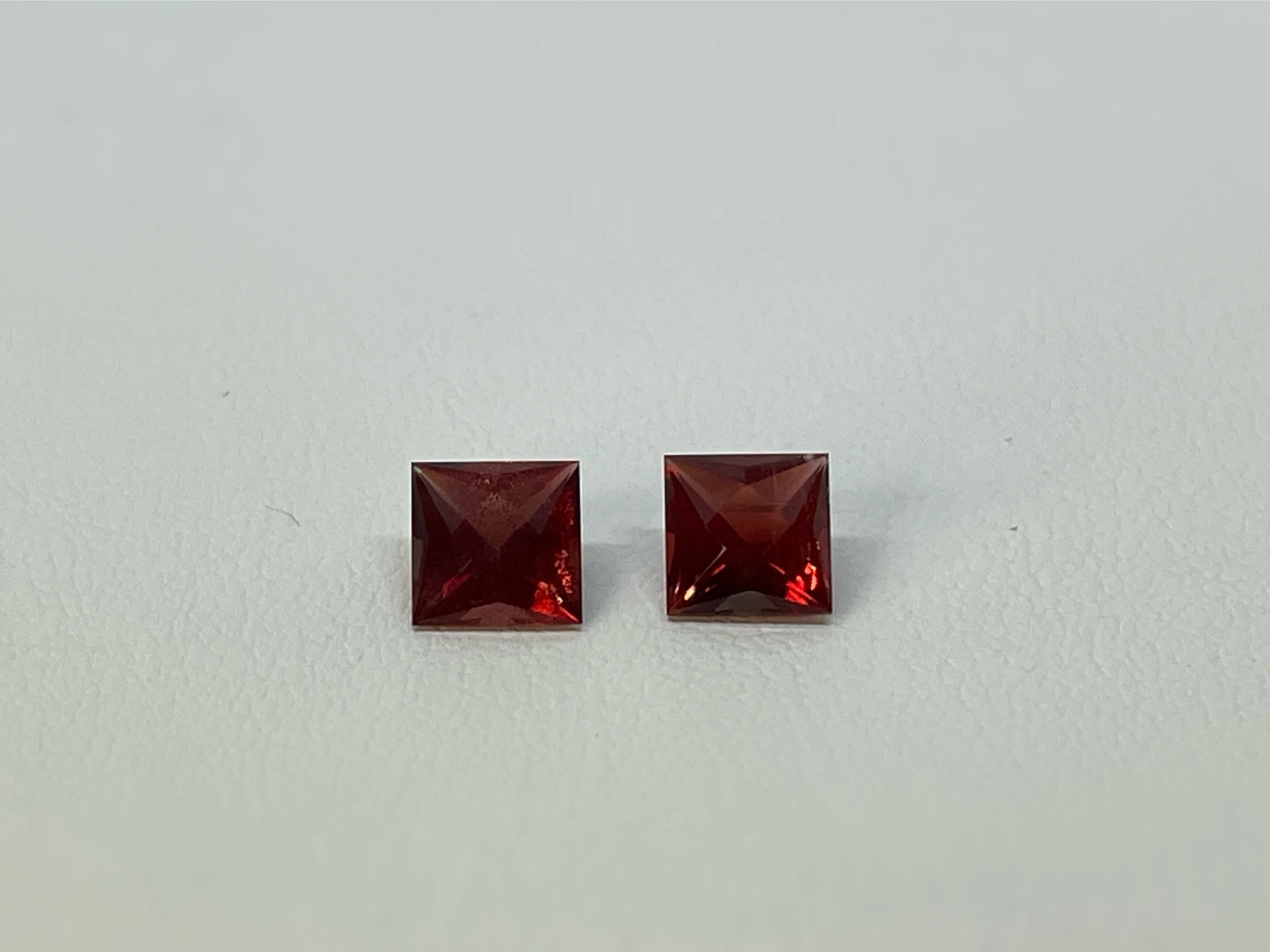 2.48 ct Pair SunstonesCrown.jpeg