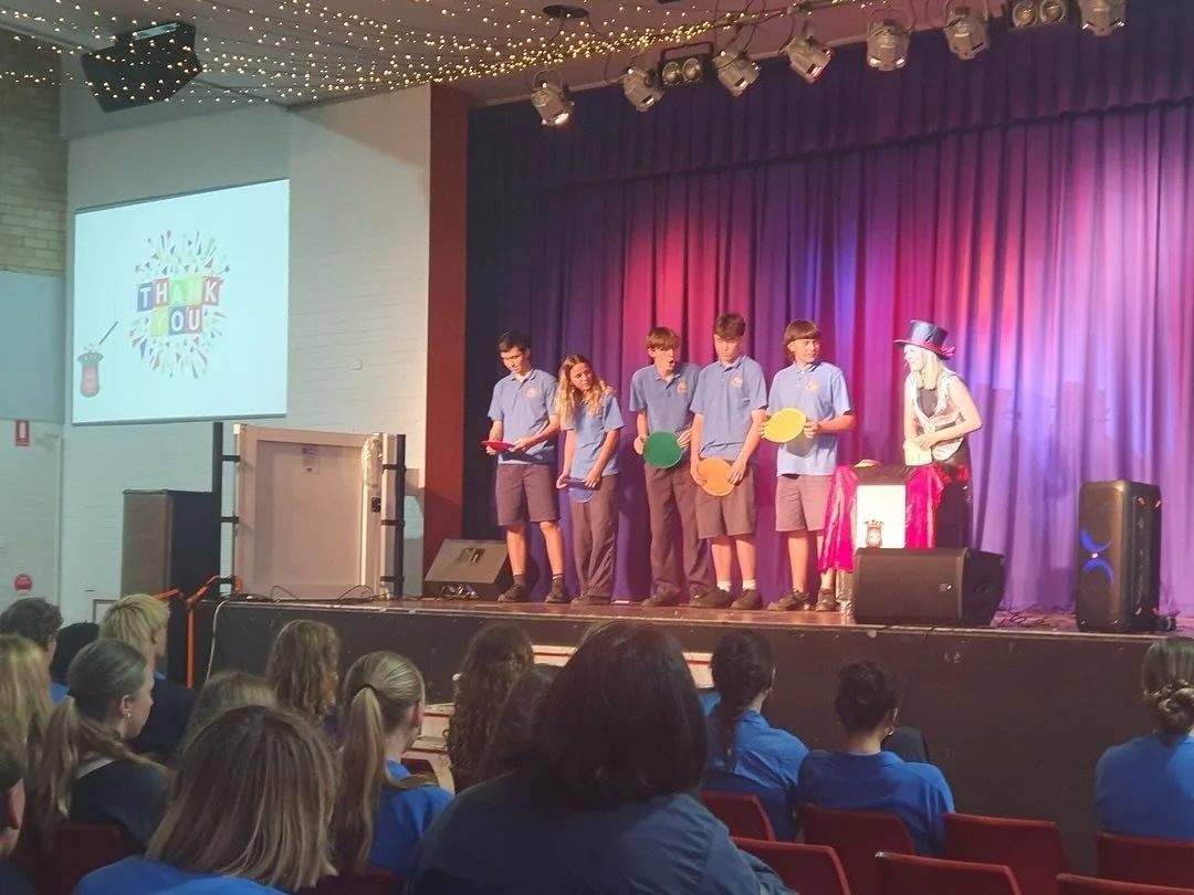 had the best time back at bulli high school performing for such a hardworking group of students on their careers day! 

#magicmacy #teenmagic #explore #fyp #kidsmagic #teenmagician #teenagemagic