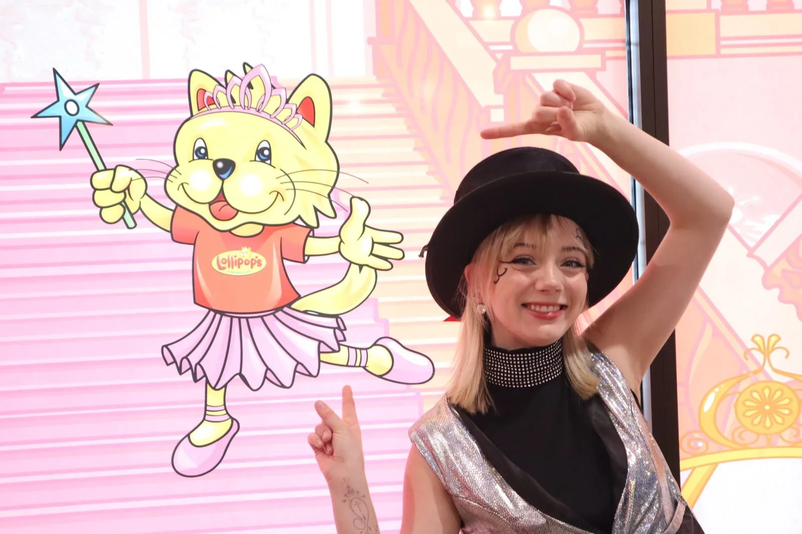 last week i hosted my very own magic workshop at @lollipopspenrith ! 
i had such a fun time teaching magic tricks to so many talented kids, and got to surprise them with a magic show at the end of the workshop! 

contact MAGIC MACY via email or dm fo