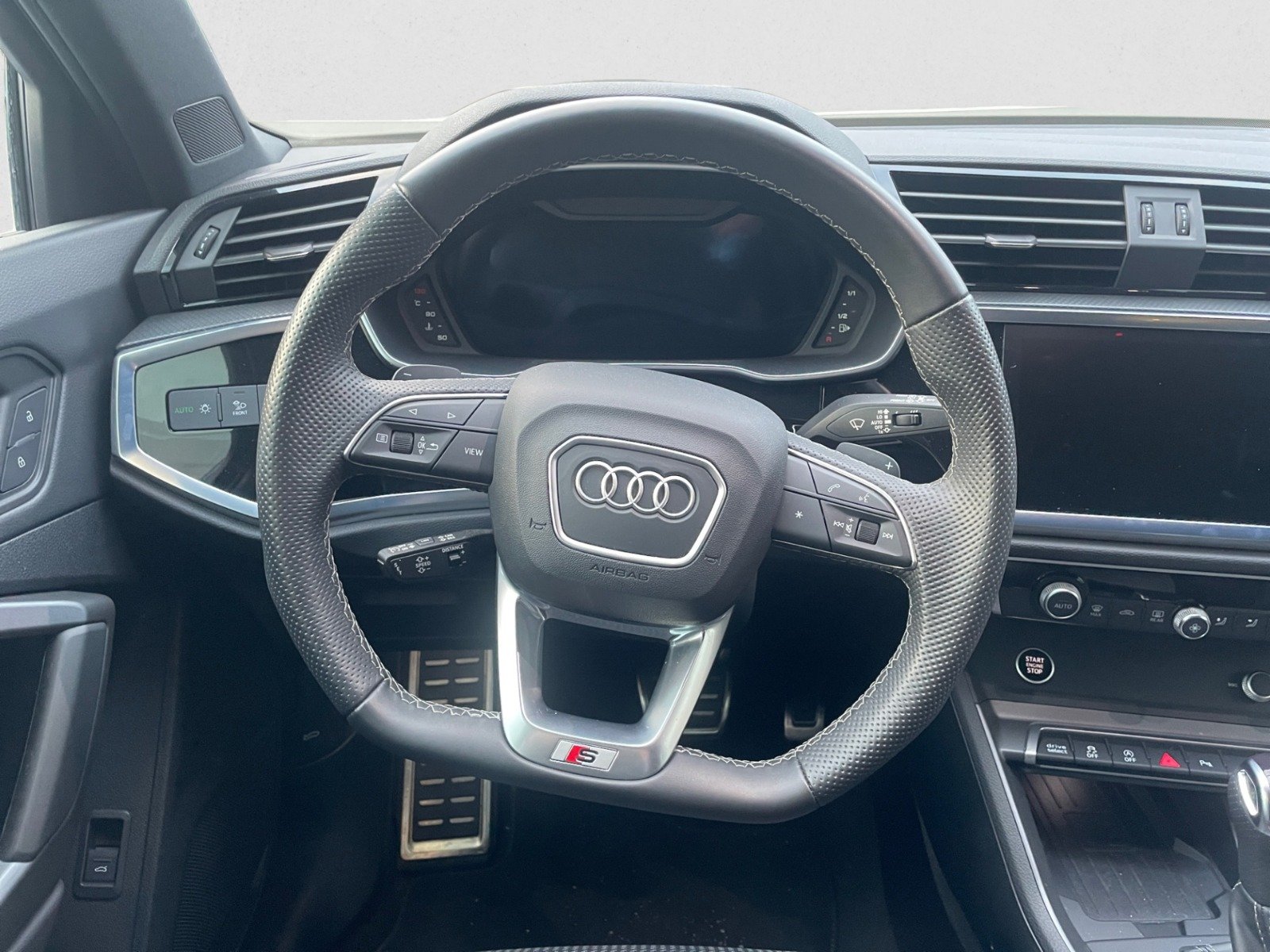 WhatsApp Image 2025-12-18 at 14.49.56 (2).jpeg