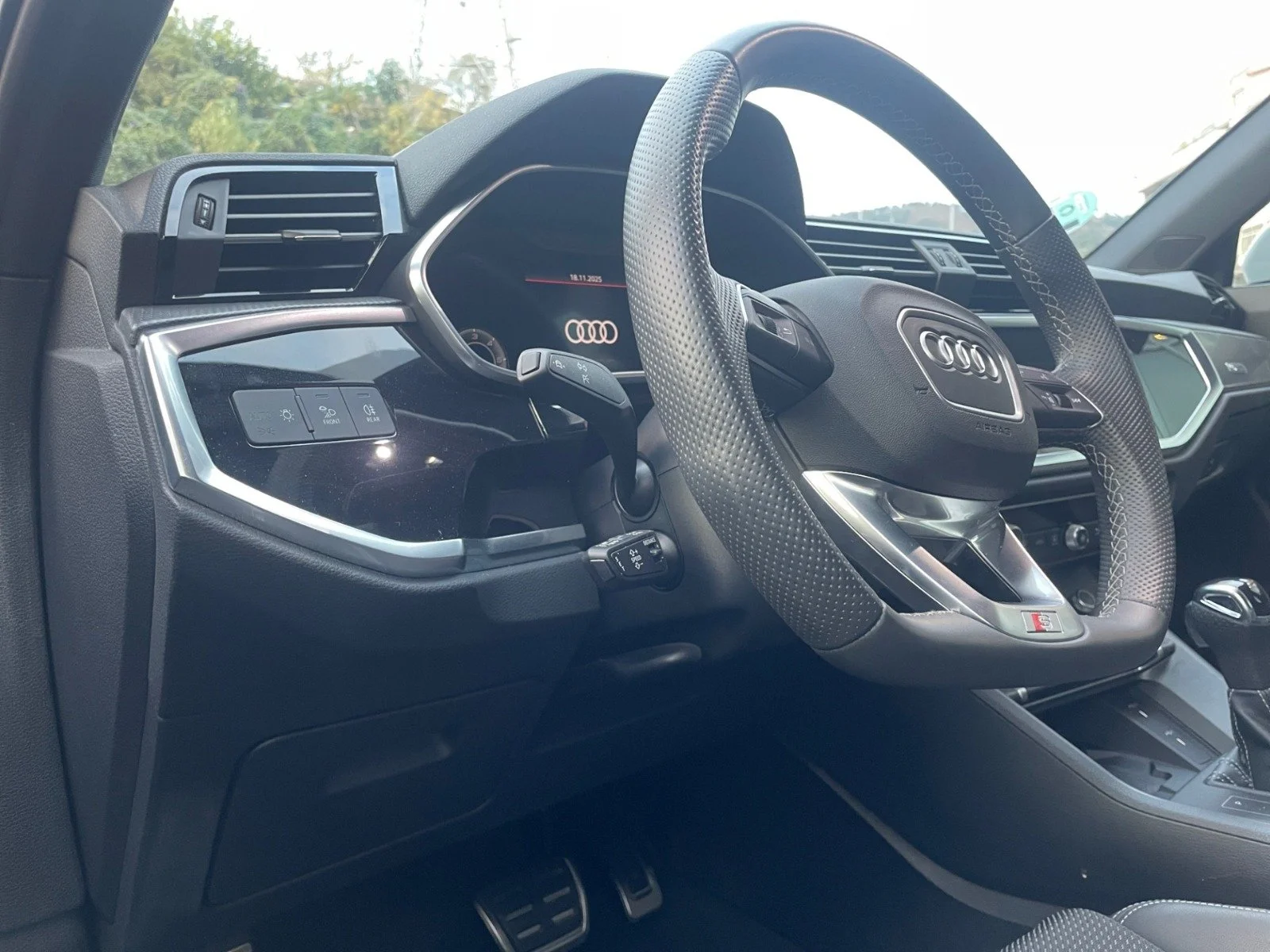 WhatsApp Image 2025-12-18 at 14.49.56 (9).jpeg