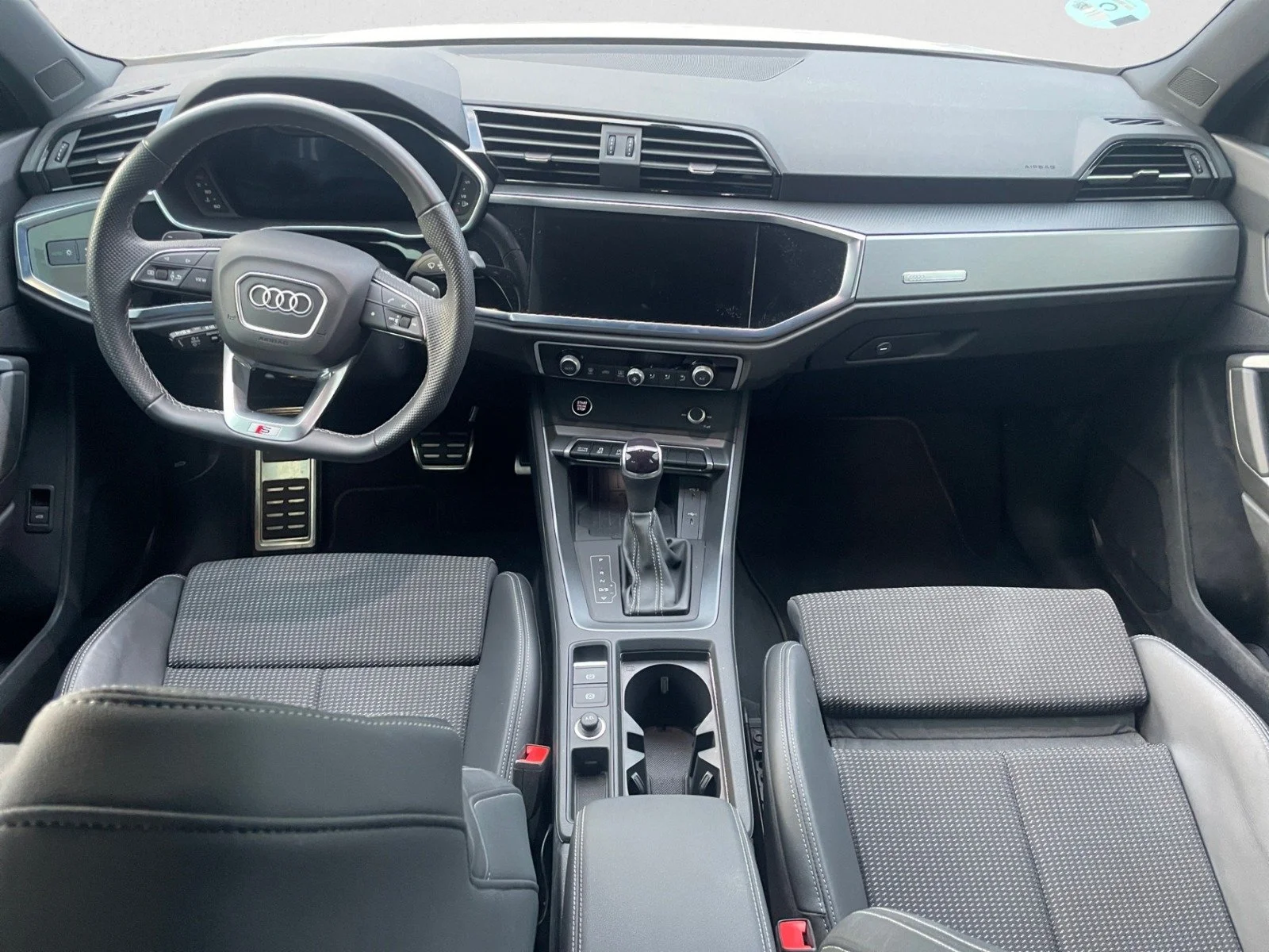 WhatsApp Image 2025-12-18 at 14.49.56.jpeg