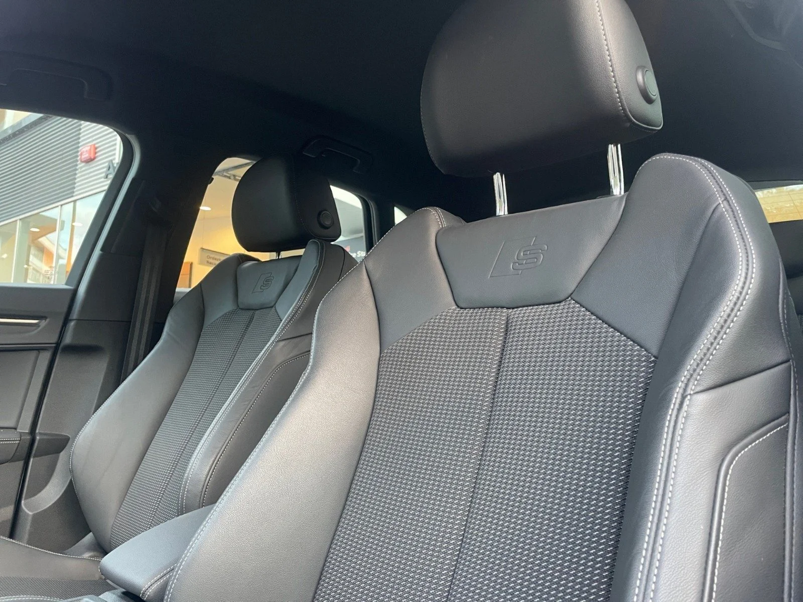 WhatsApp Image 2025-12-18 at 14.49.56 (10).jpeg