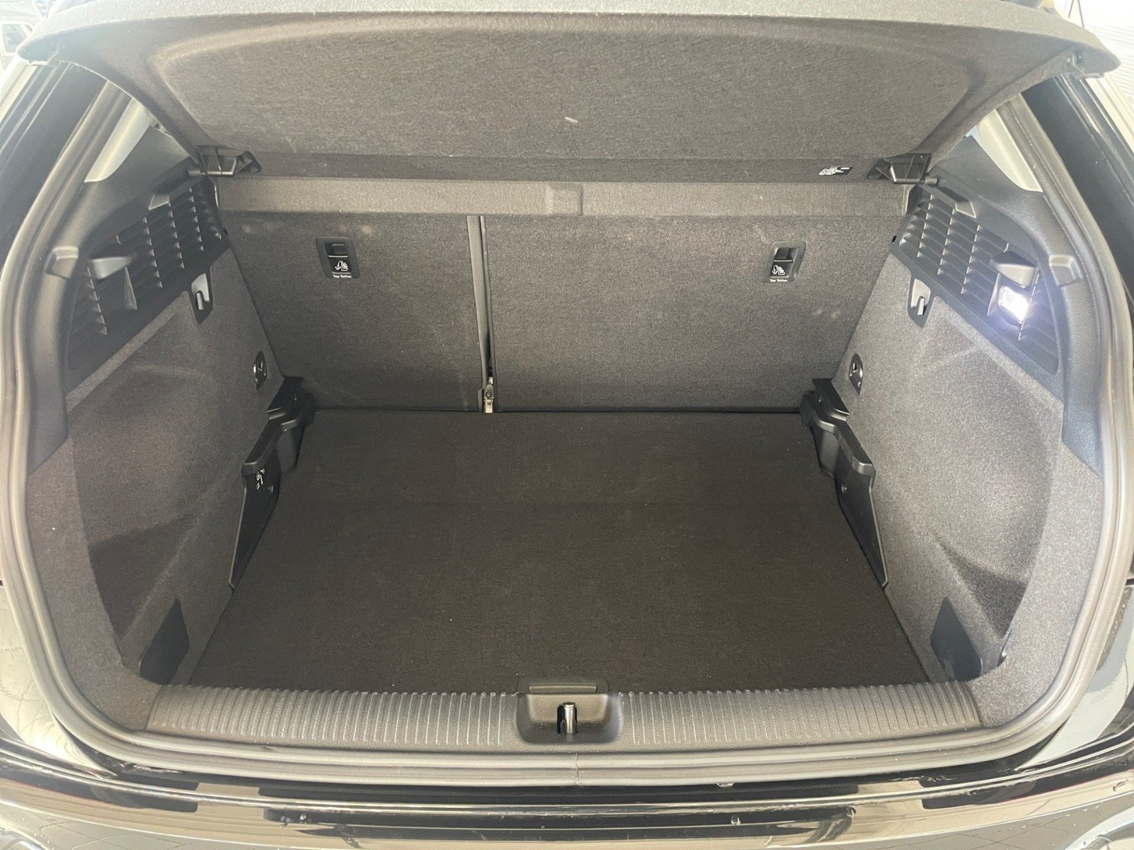 WhatsApp Image 2025-12-18 at 14.33.06 (5).jpeg