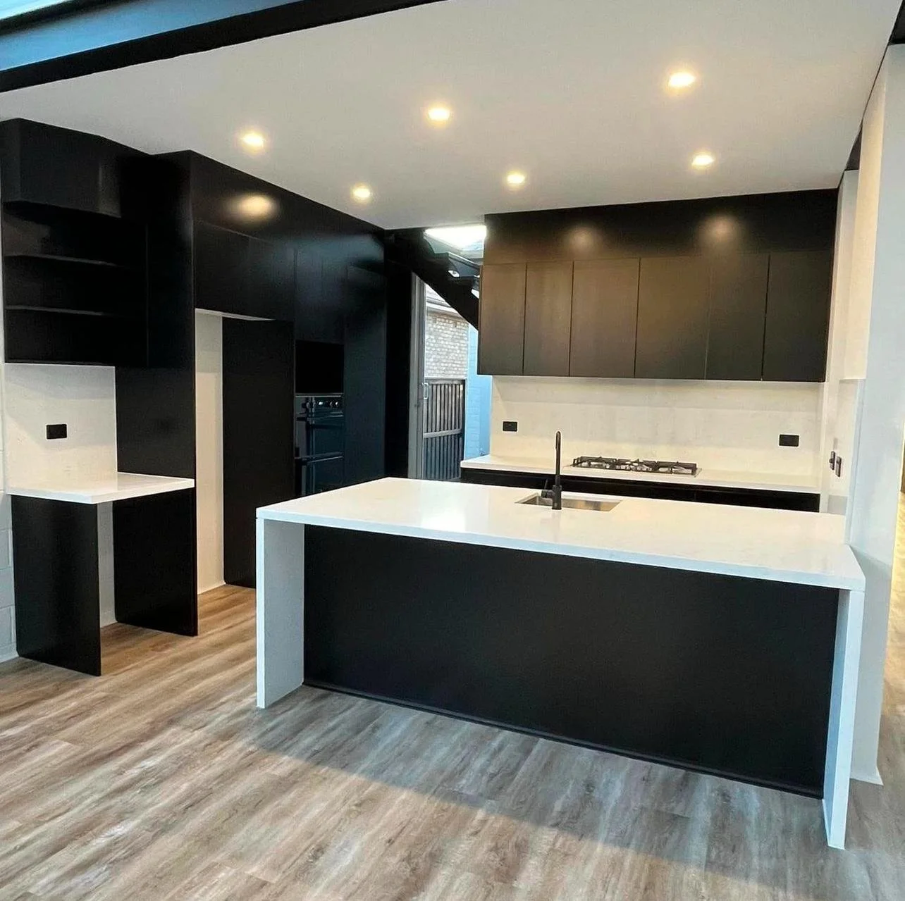 WhatsApp Image 2024-11-08 at 16.48.22.jpeg