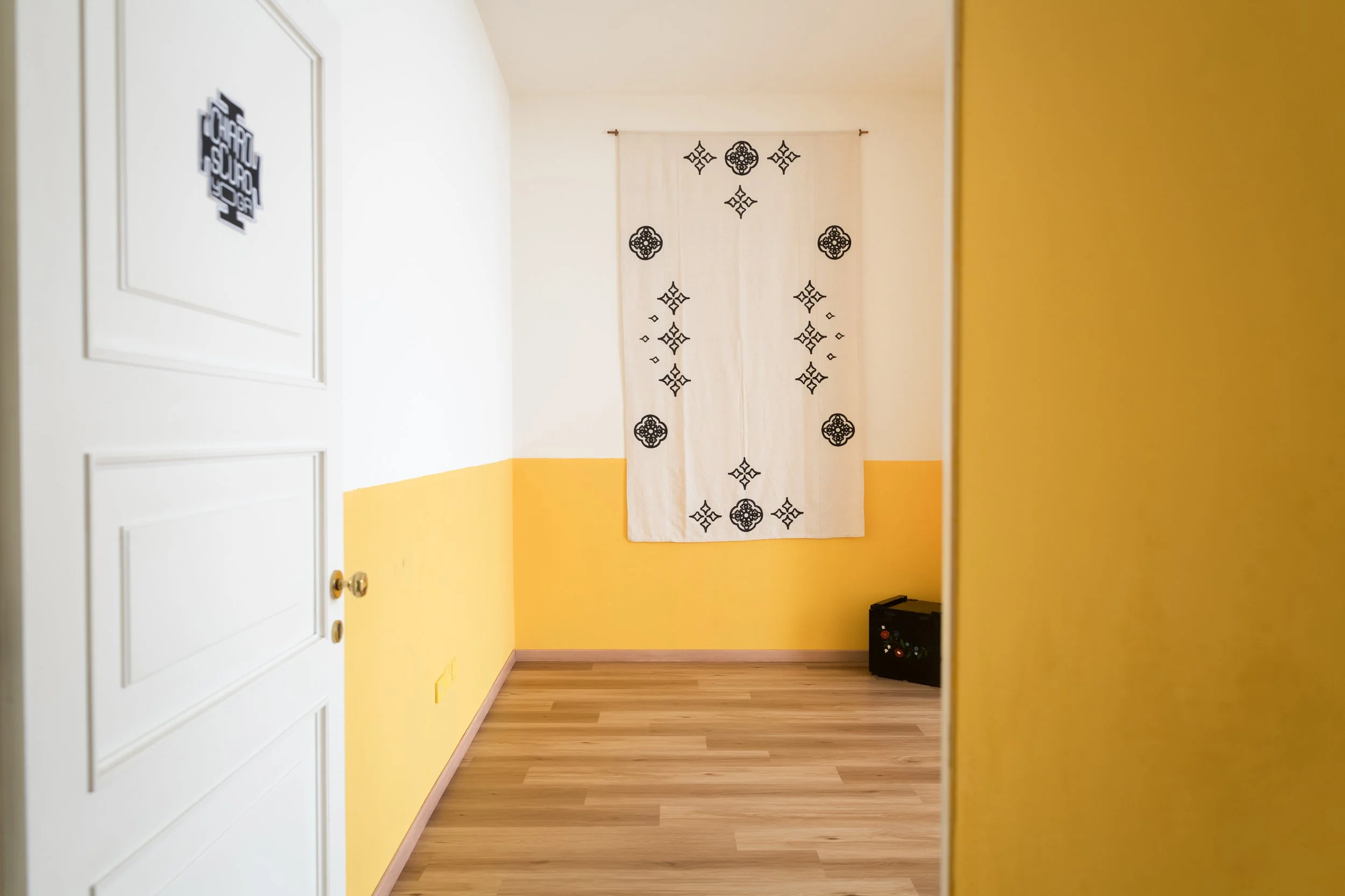 chiaroscuroyoga-studio-ingresso.jpg