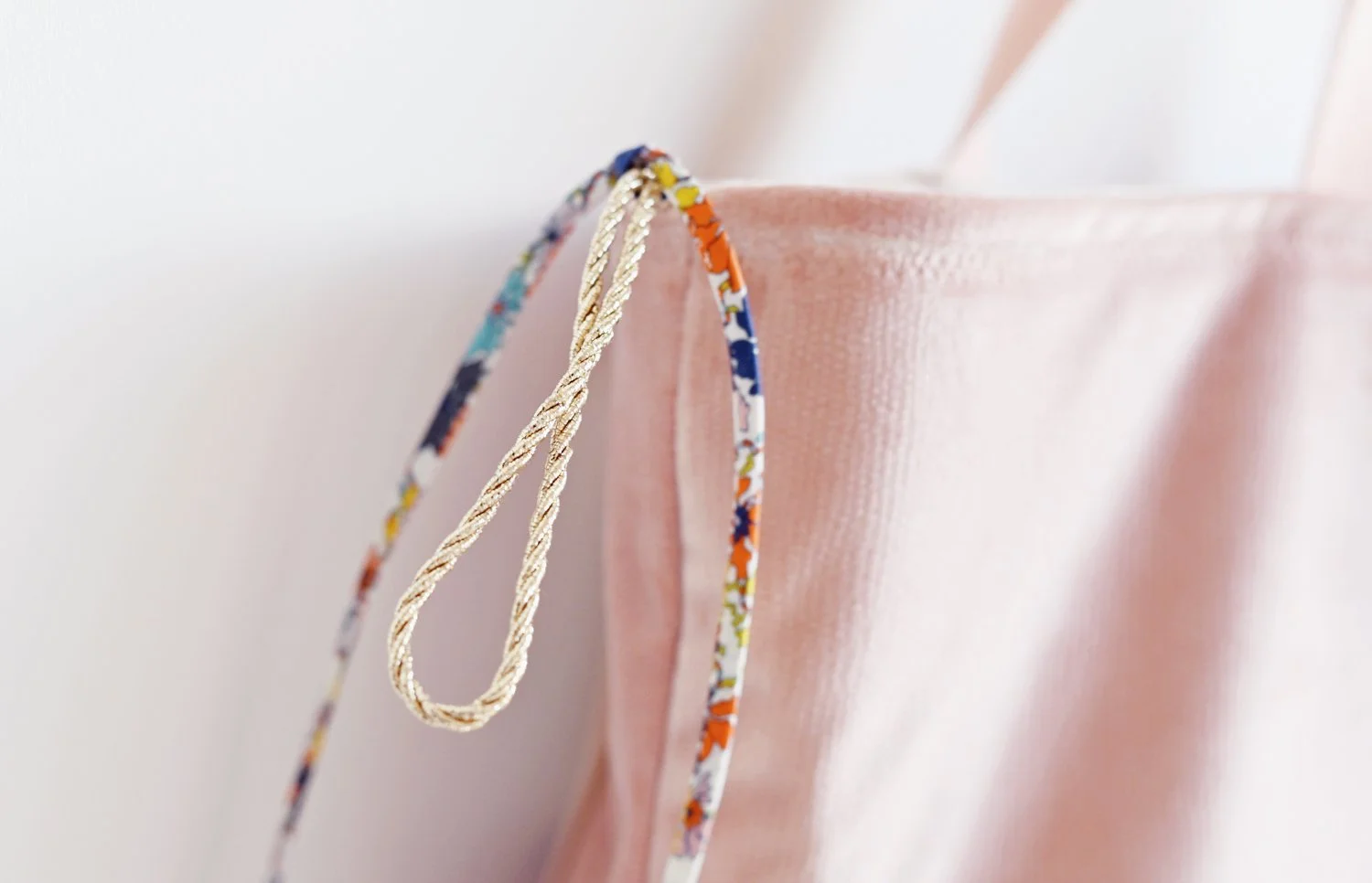 Atelier Cream Sac Totebags-3.jpg