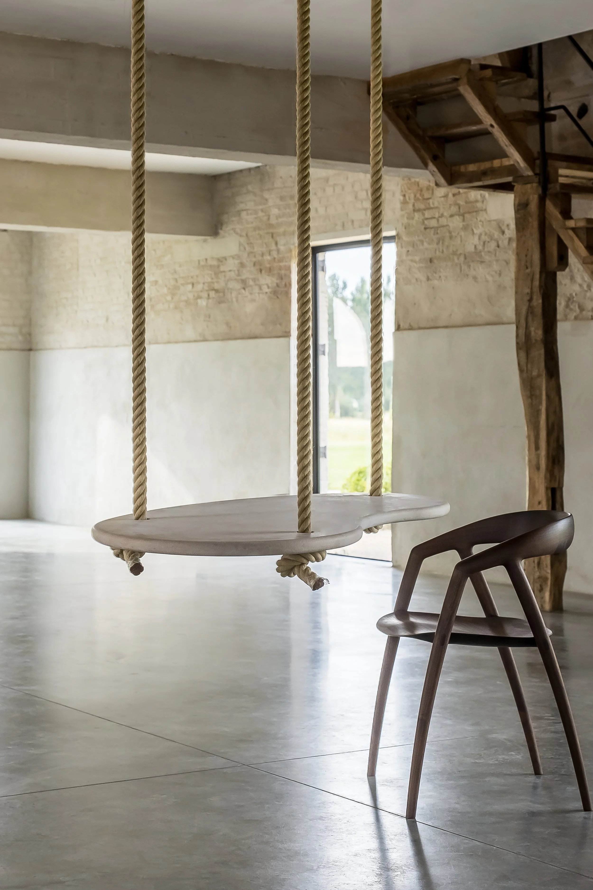 Minimal - Geraldine Van Heuverswyn - Work - Hanging Table - 4.jpg