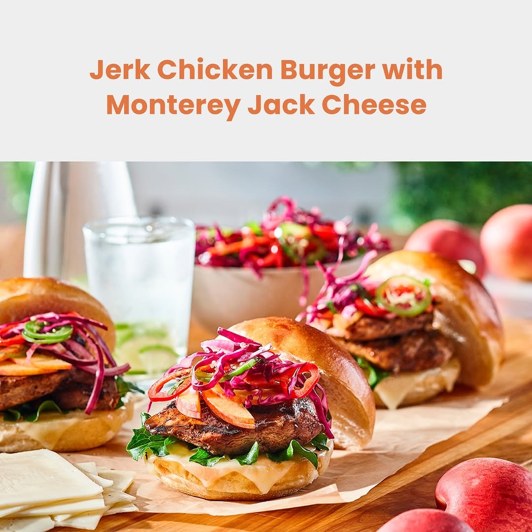 Fire up the grill and make Dad's day sizzle with these mouthwatering BBQ recipes! Let's celebrate him with a feast fit for a BBQ king. --Allumez le gril et faites pétiller la journée de papa avec ces appétissantes recettes de BBQ! I (1).jpg