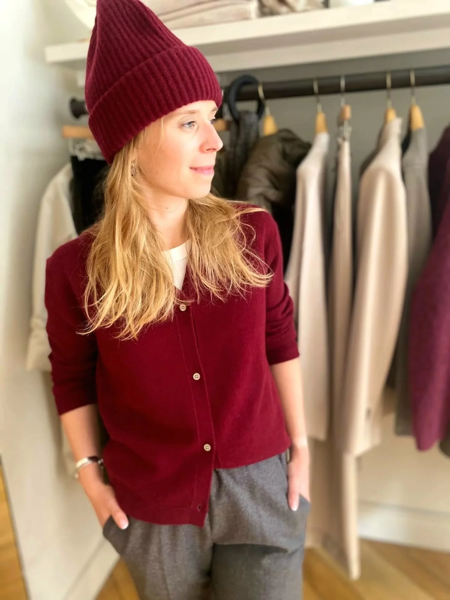 With the chill in the air, autumn&rsquo;s palette is taking over 🍁🍂

#autumnstyle #autumncoming #ootd #outfitinspiration #casualchic #luxuryfabrics #cashmere #elevateyourstyle #comeandseeus #elegantfashion
