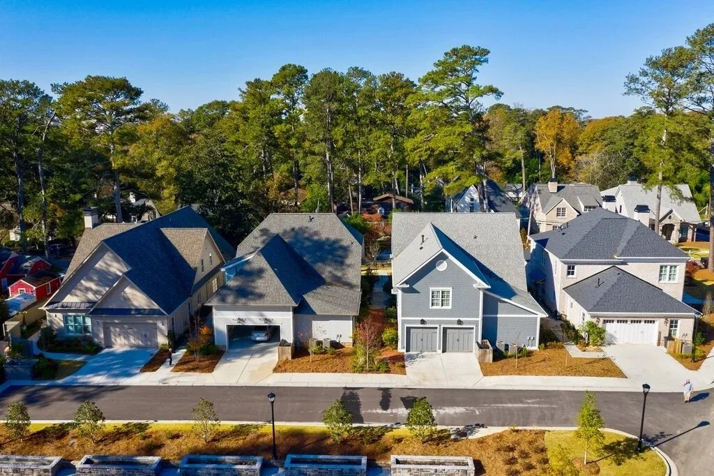 urbanfoundry-macallanconstruction-peachtreehillsplace-buckhead-atlanta-cottages-back.jpeg