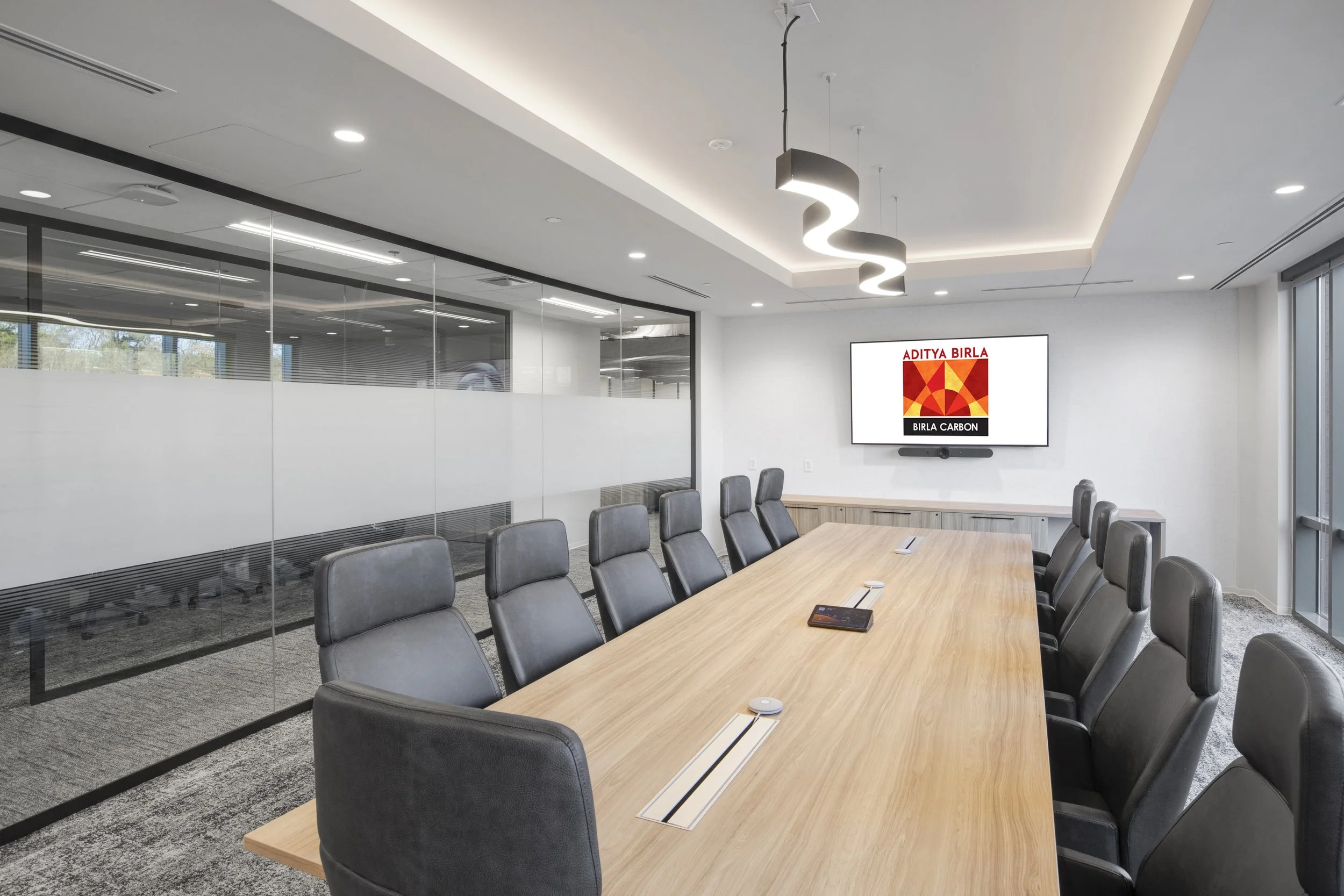 Urban-Foundry-BirlaCarbon-Consulting-Commercial-Renovation-Atlanta-Conference-Room.jpg