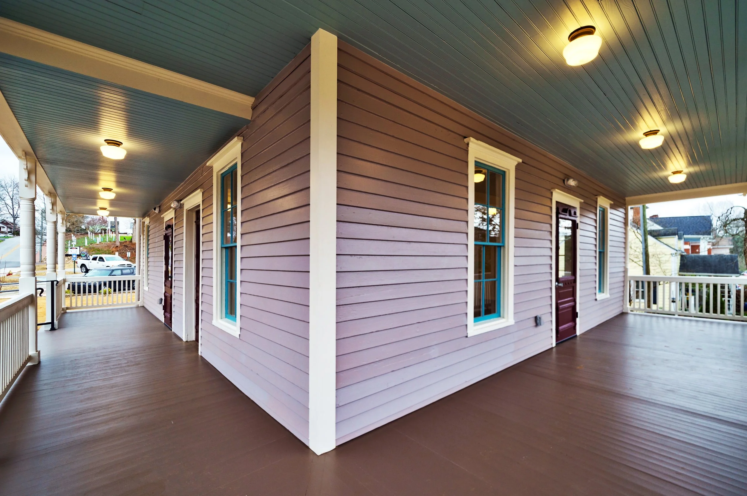  urban-foundry-dahlonega-head-house-historic-restoration-interior-porch.JPG