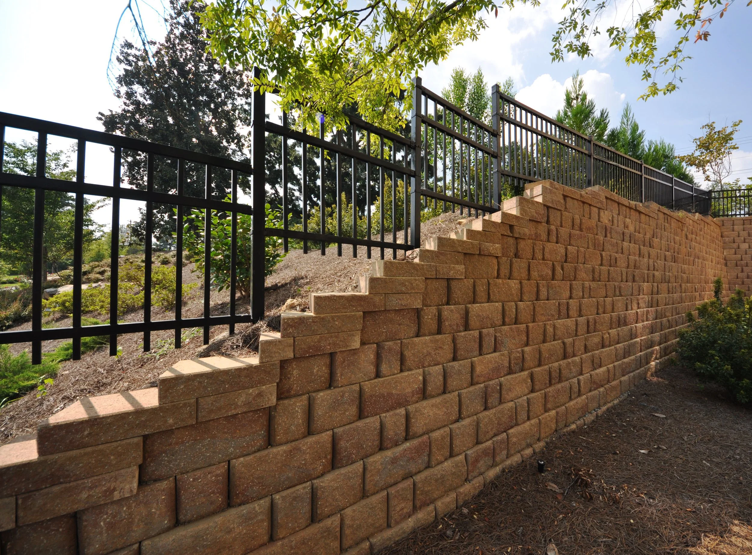 urban-foundry-sterling-estates-newbuld-multifamily-retaining-wall.JPG