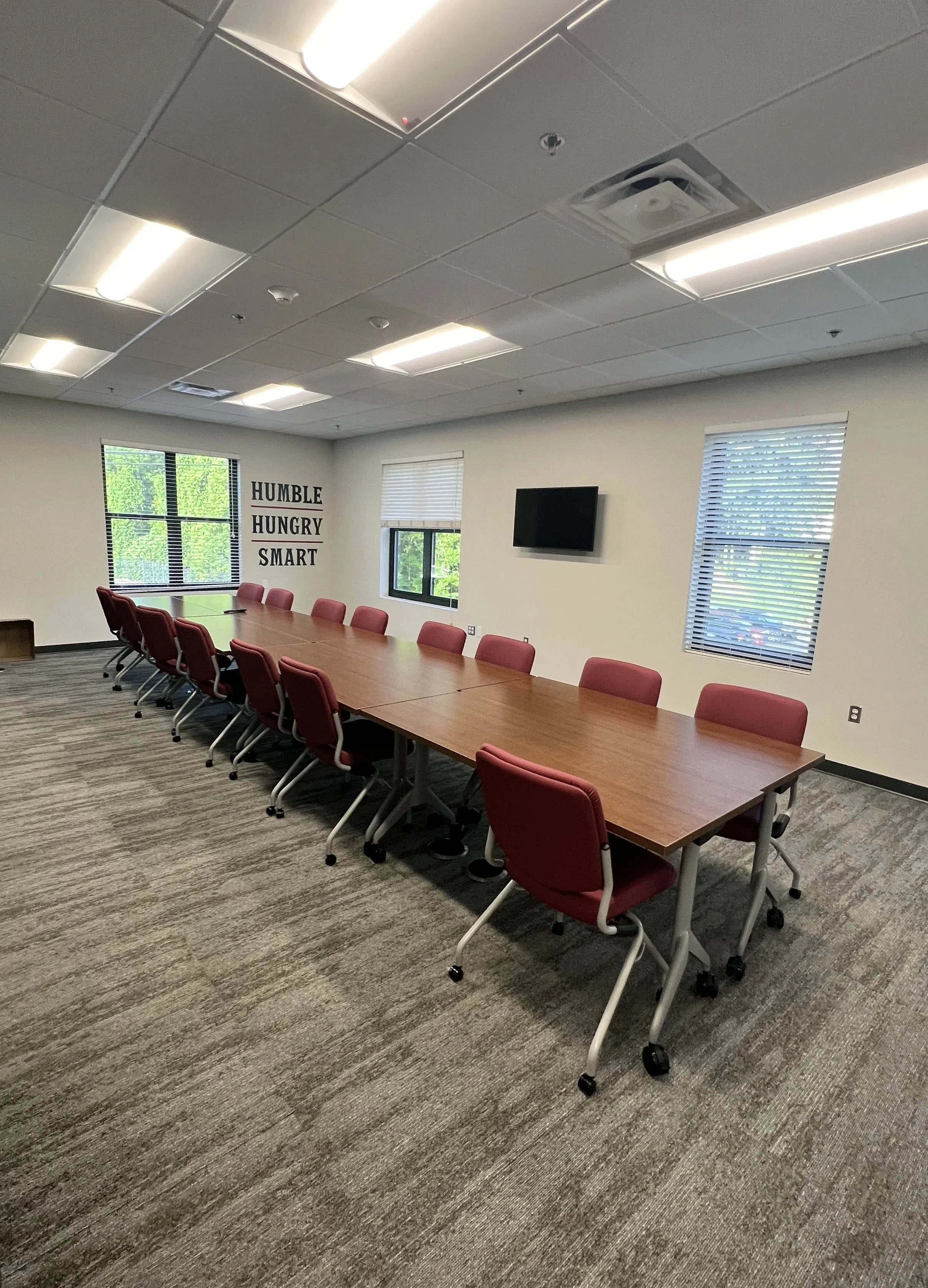  urban-foundry-acworth-city-municipal-public-works-office-renovation-conference-room.jpeg