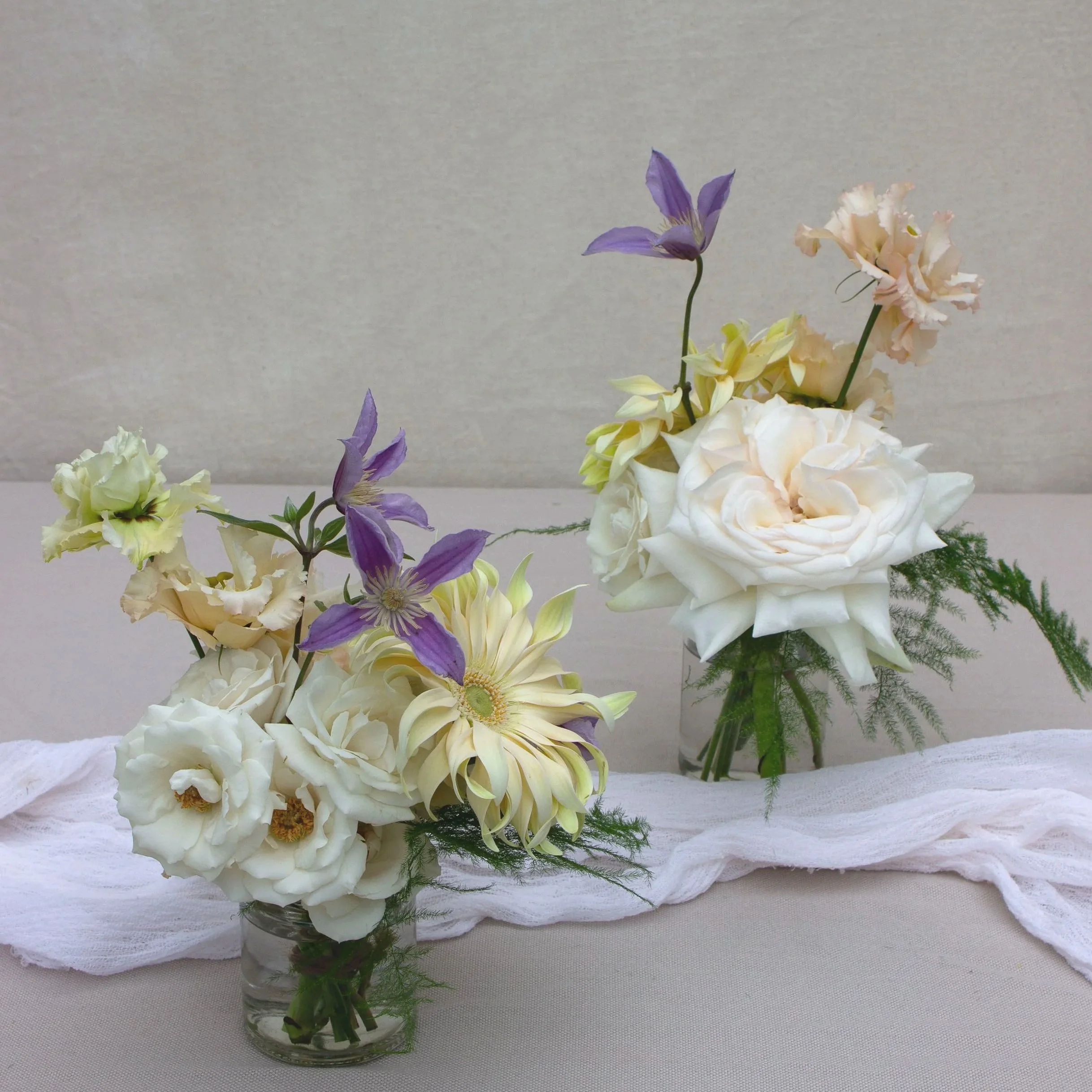 pastel table flowers