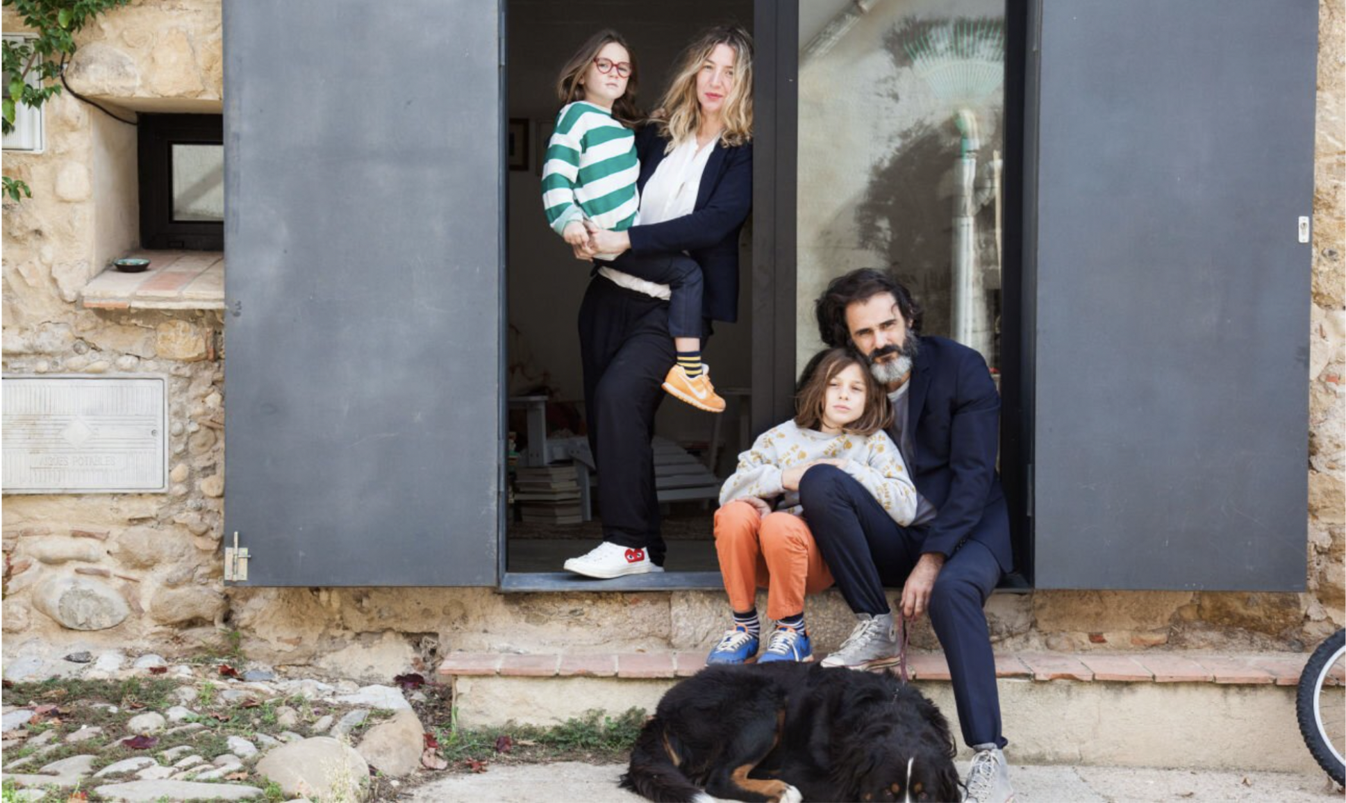 THE STORY OF LAIA AGUILAR AND THE ANIMALS OBSERVATORY