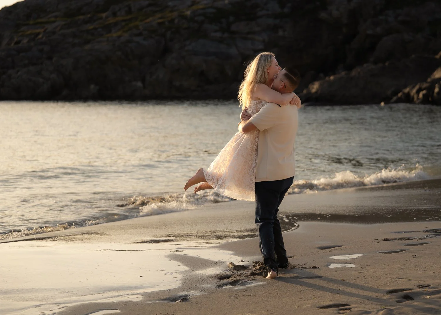 Laura & Jaret-74_IG.jpg