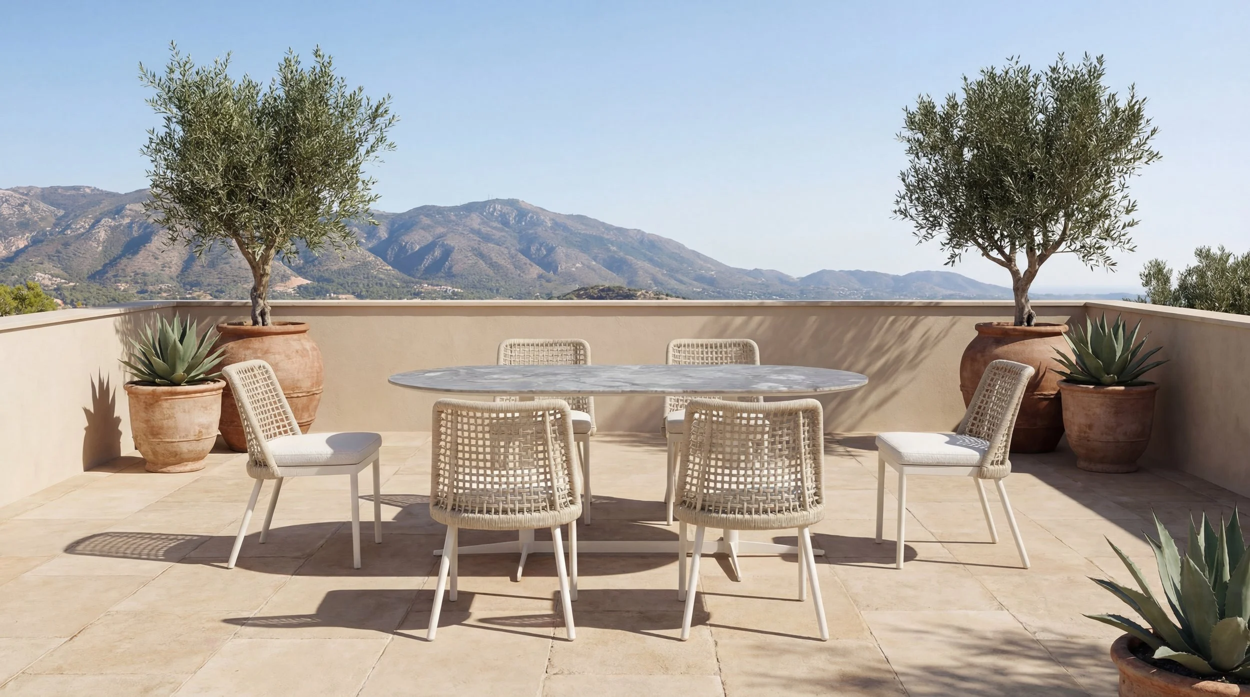 Ocaso Dining Collection