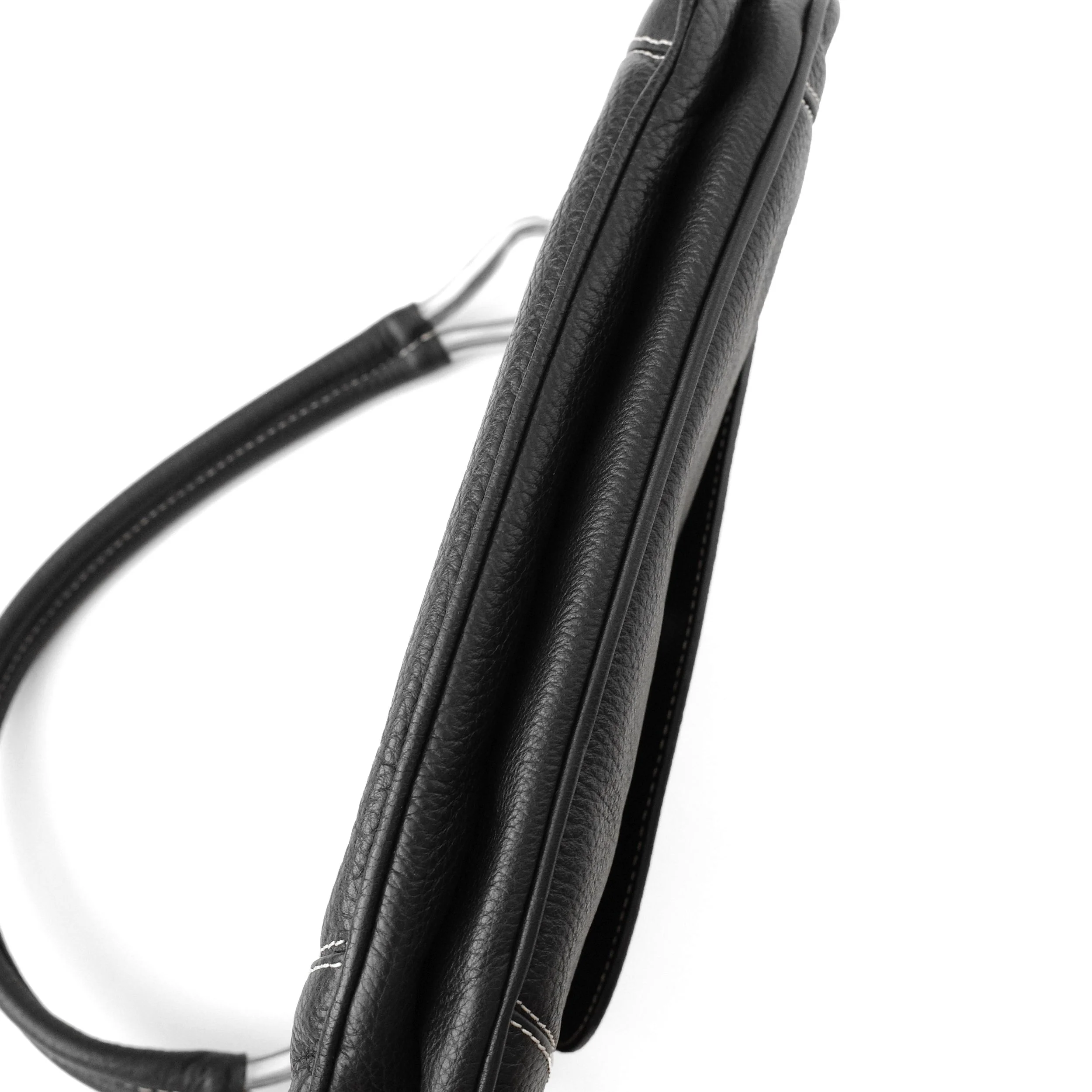 Prada_SS2003_VitelloDainoDropBagBlackContrastStitch_6.jpg