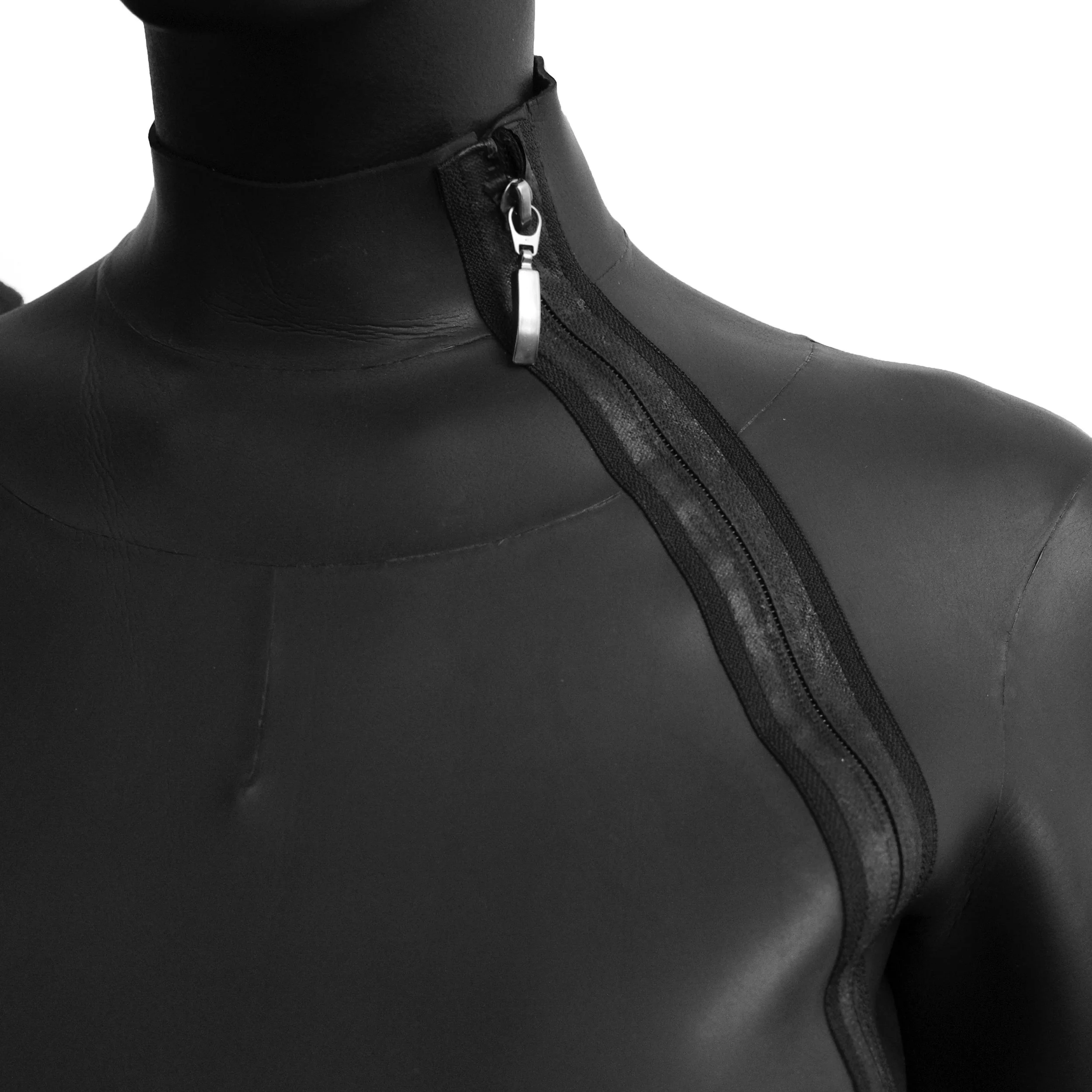 JeanPaulGaultier_CoutureFall2010_ScubaJacket_8.jpg