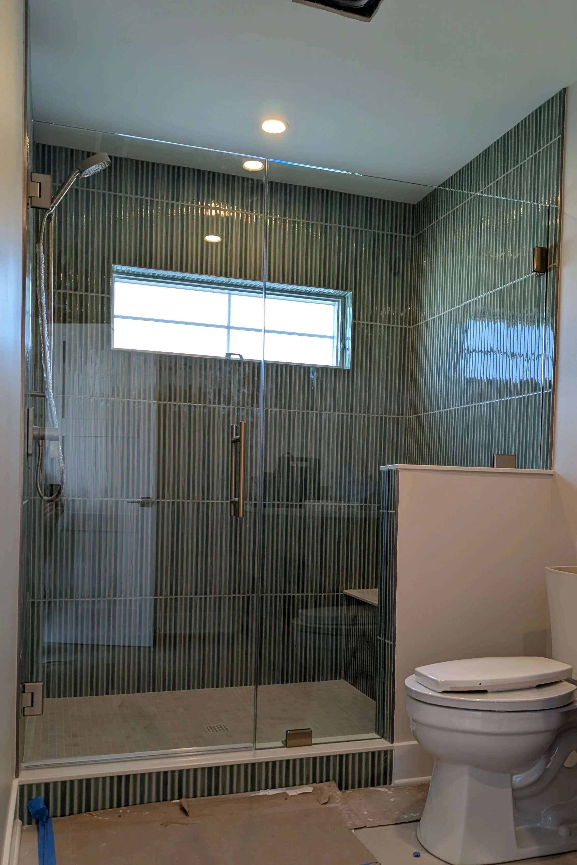 2 Panel Knee Wall Notch Over With Swing Door