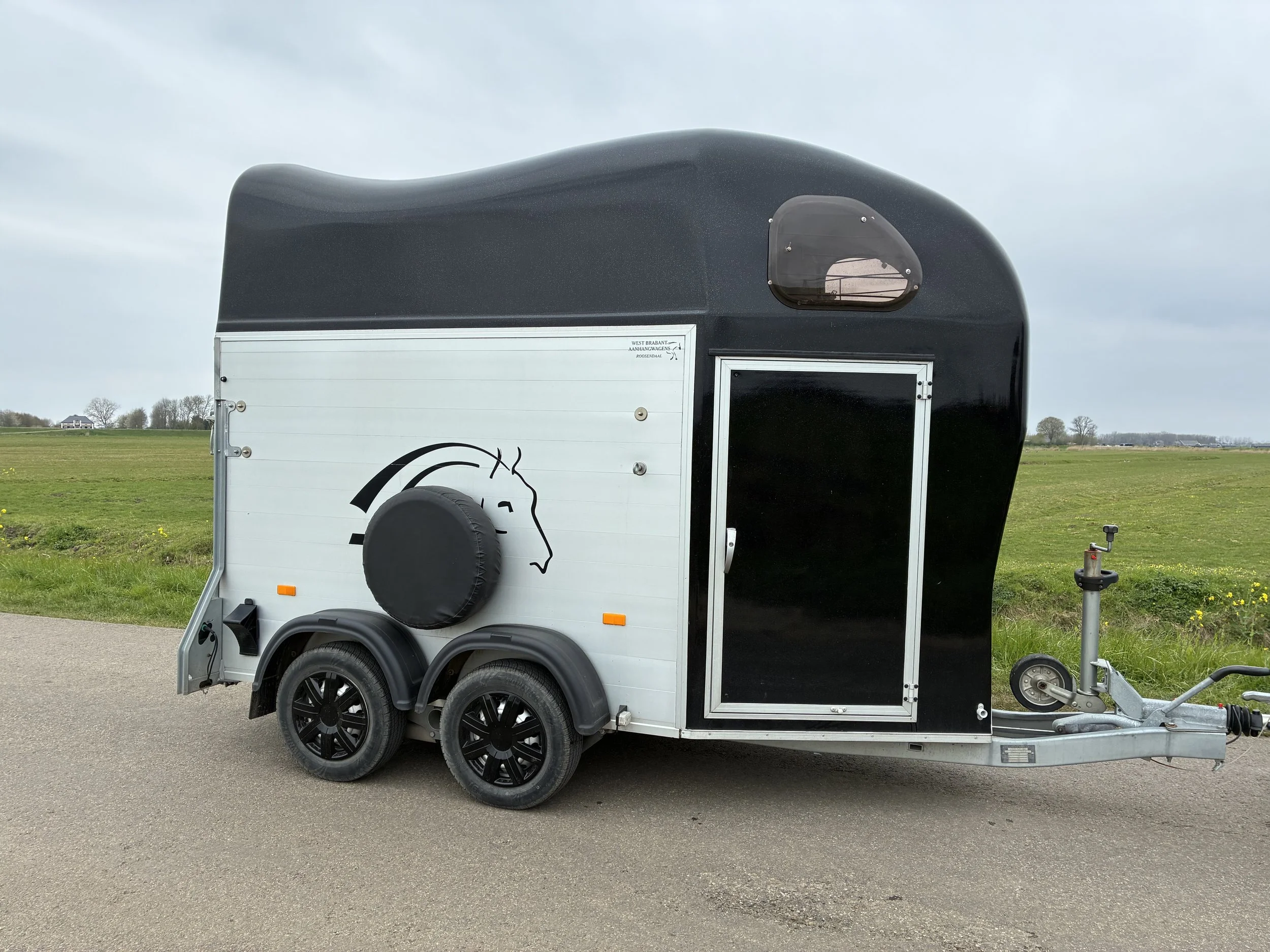 Volledig aluminium ChevalLiberte Gold One met zadelkamer