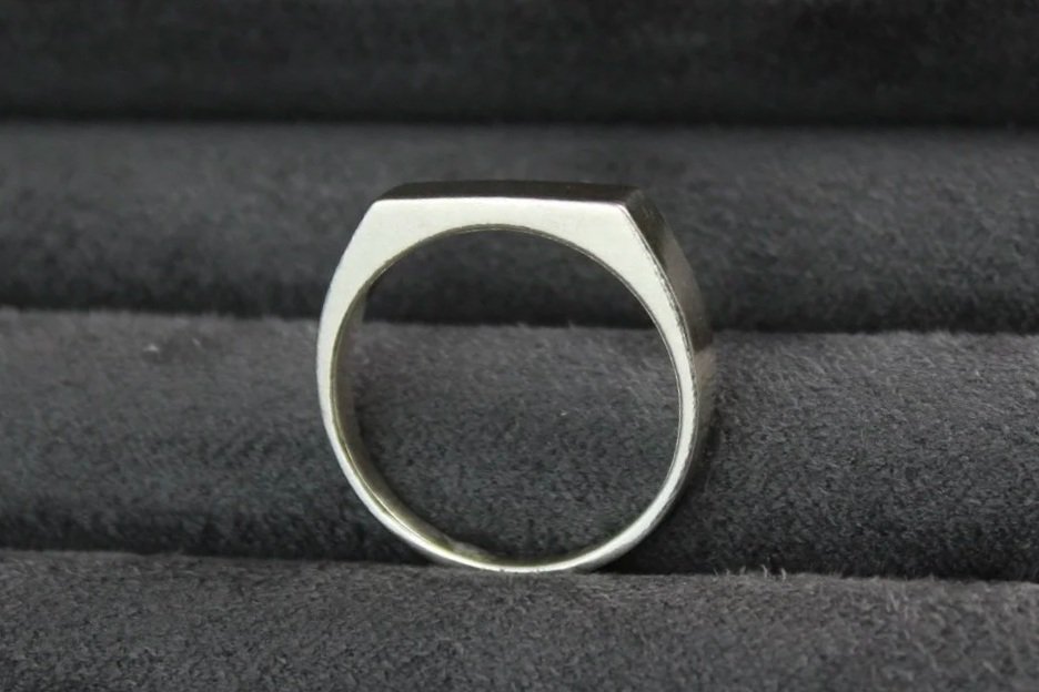 Curved Rectangular Signet Ring