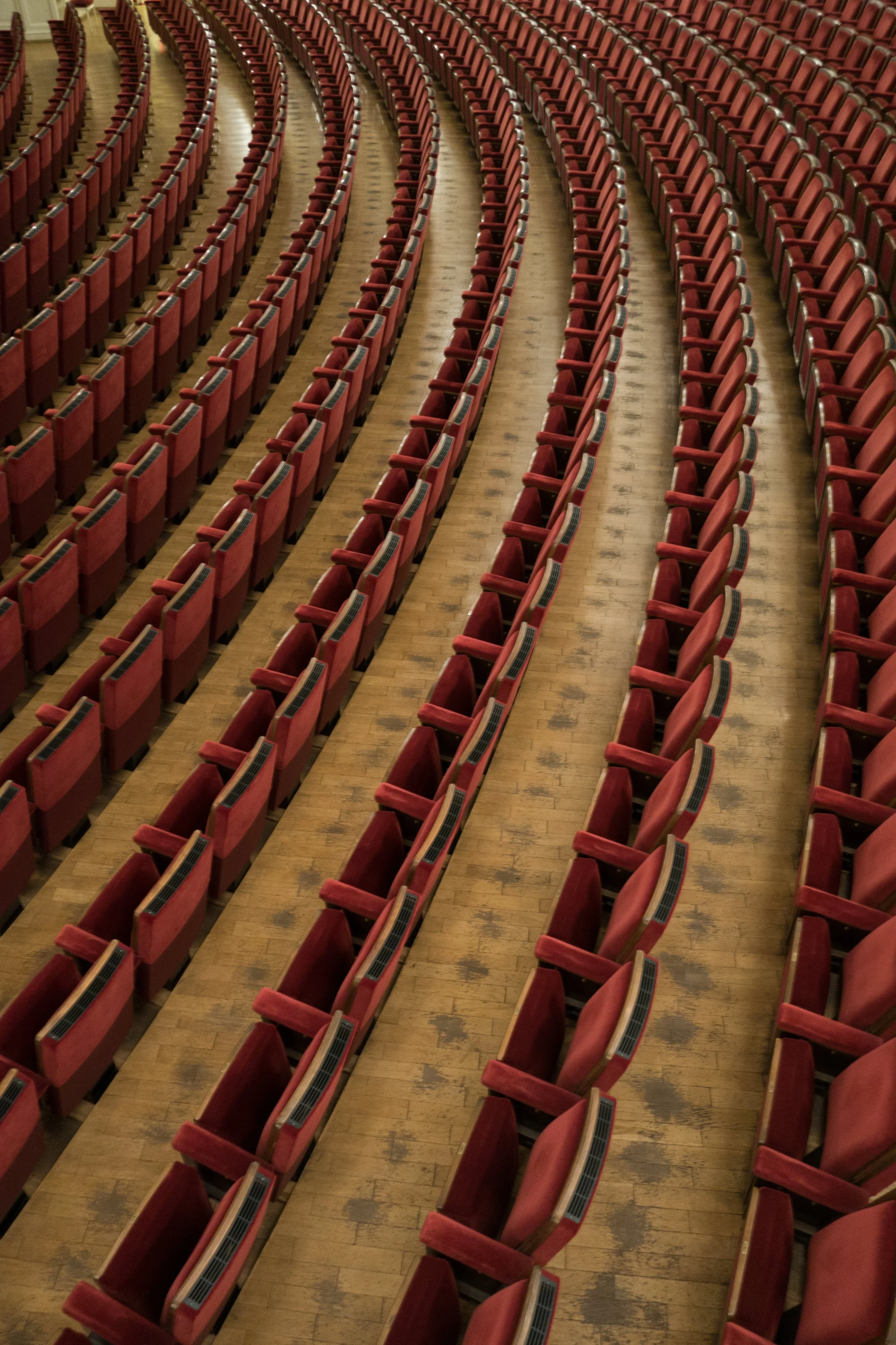A night at the theatre should start with clear access information