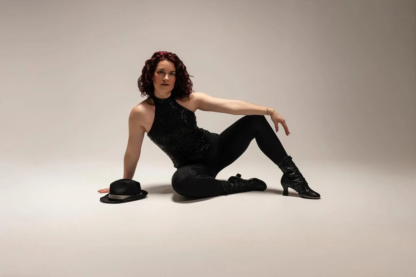 Did you know I have a blog on my website? Click the link in bio to take a look! 

Don&rsquo;t forget to buy your tickets to @syracusecontemporarydance show that is coming up next week!