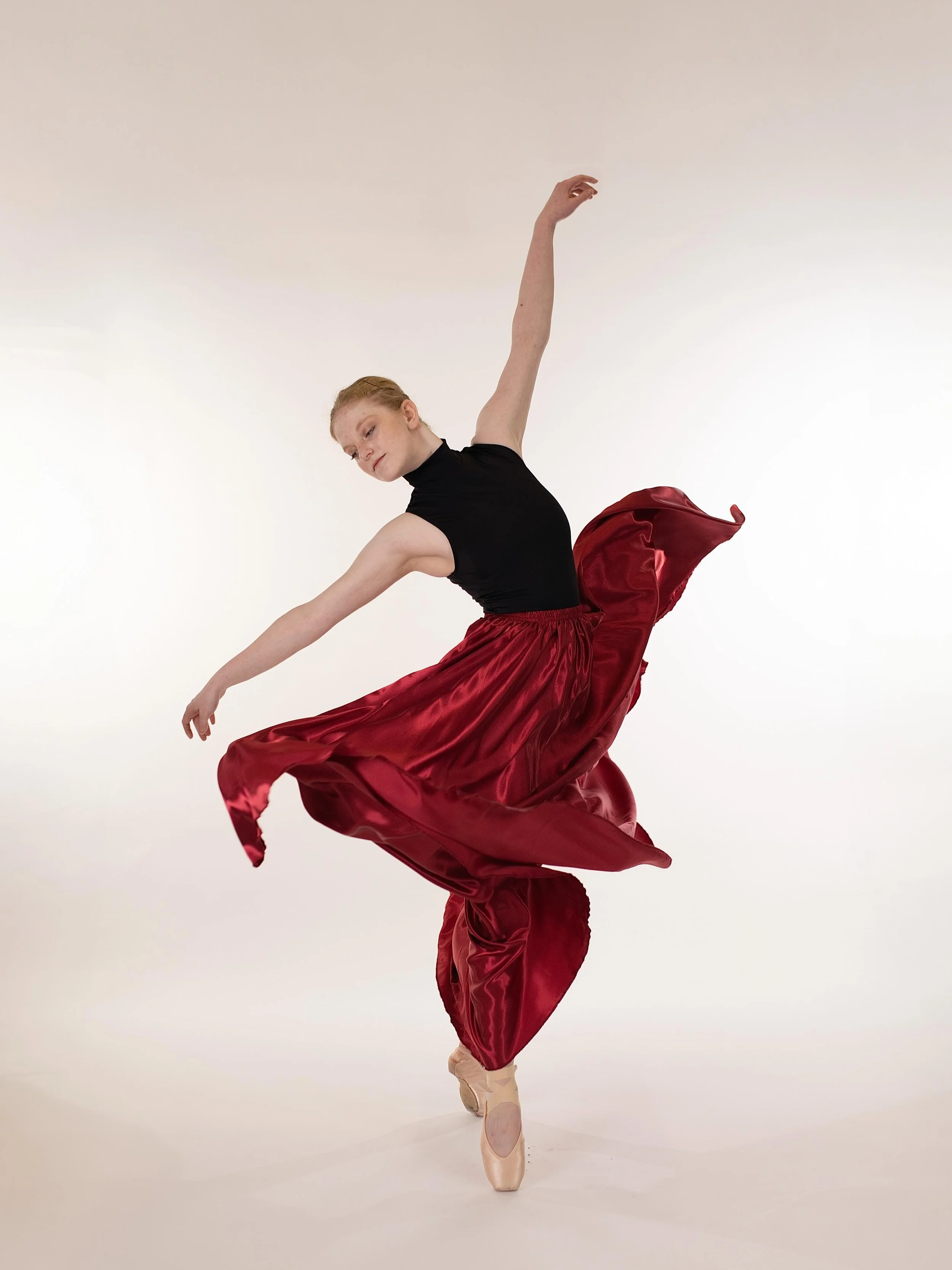 Always so grateful to work with you 
@lydia.radley ❤️🥰 Your grace and talent amaze me! 

#cnyphotographer #dancelife #syracusephotographer #cnydance #profoto