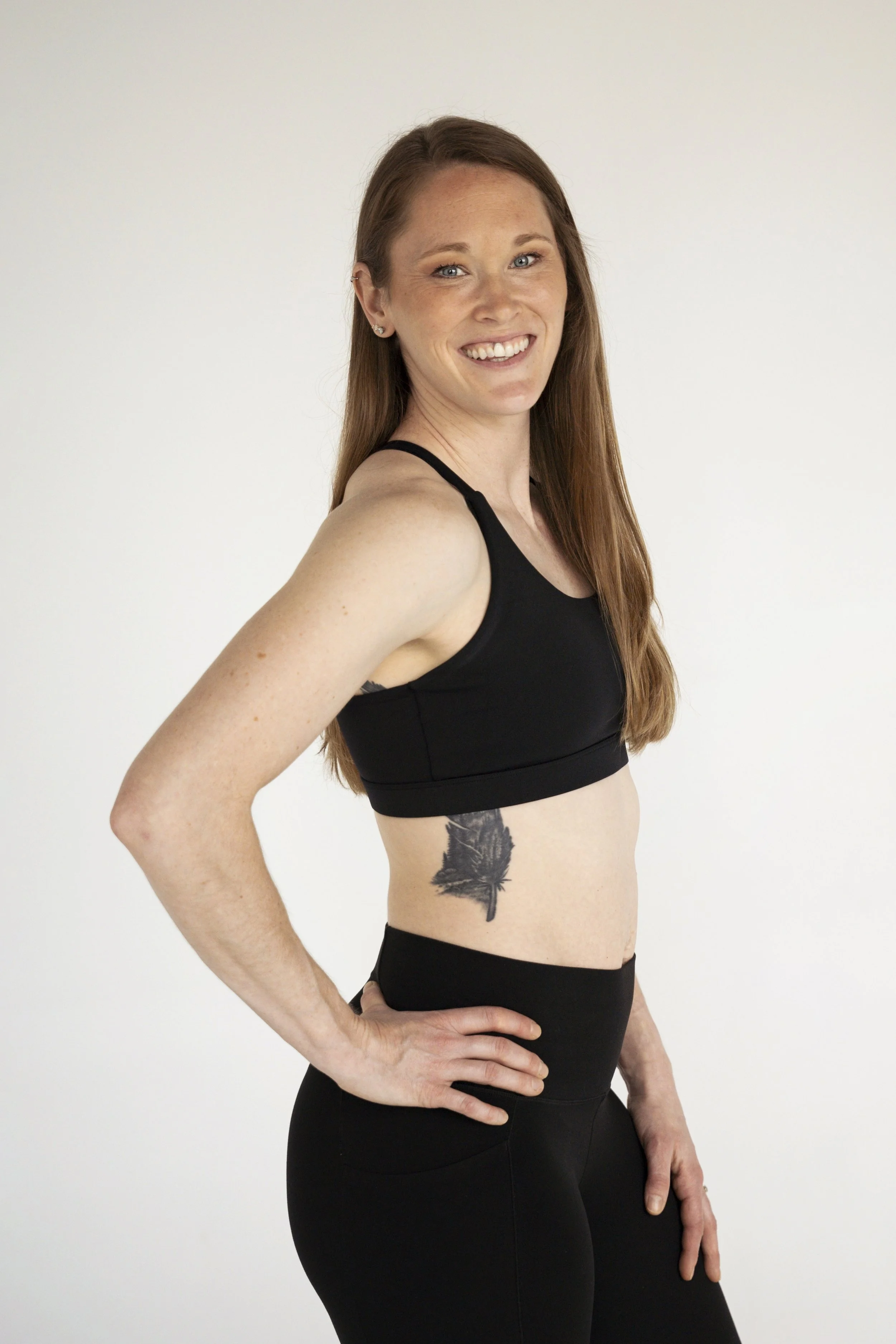 Ellen Petosa Branding 2025_DSC03534.jpg