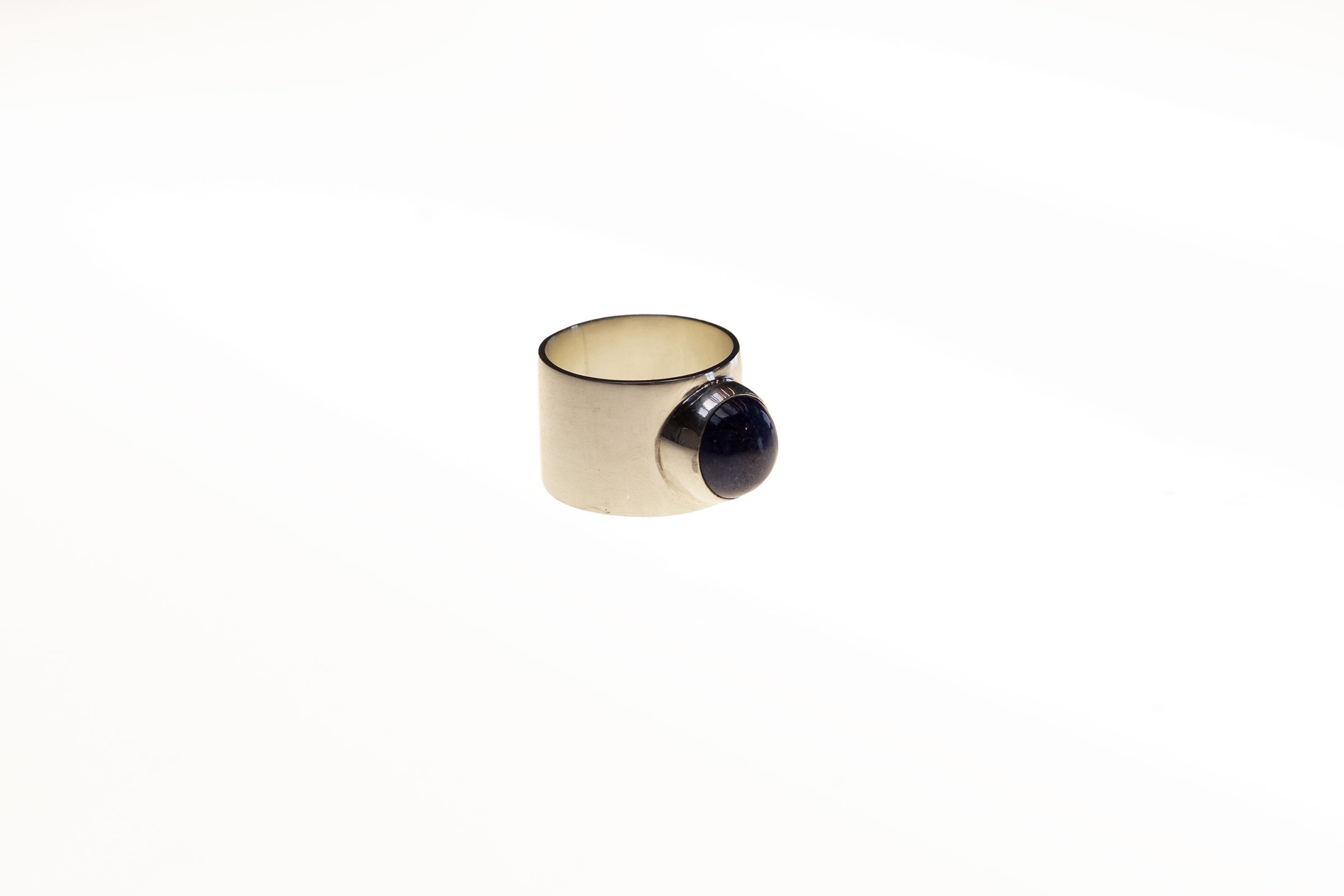 2026_asefeh-tayebani_ring-5-lr.jpg