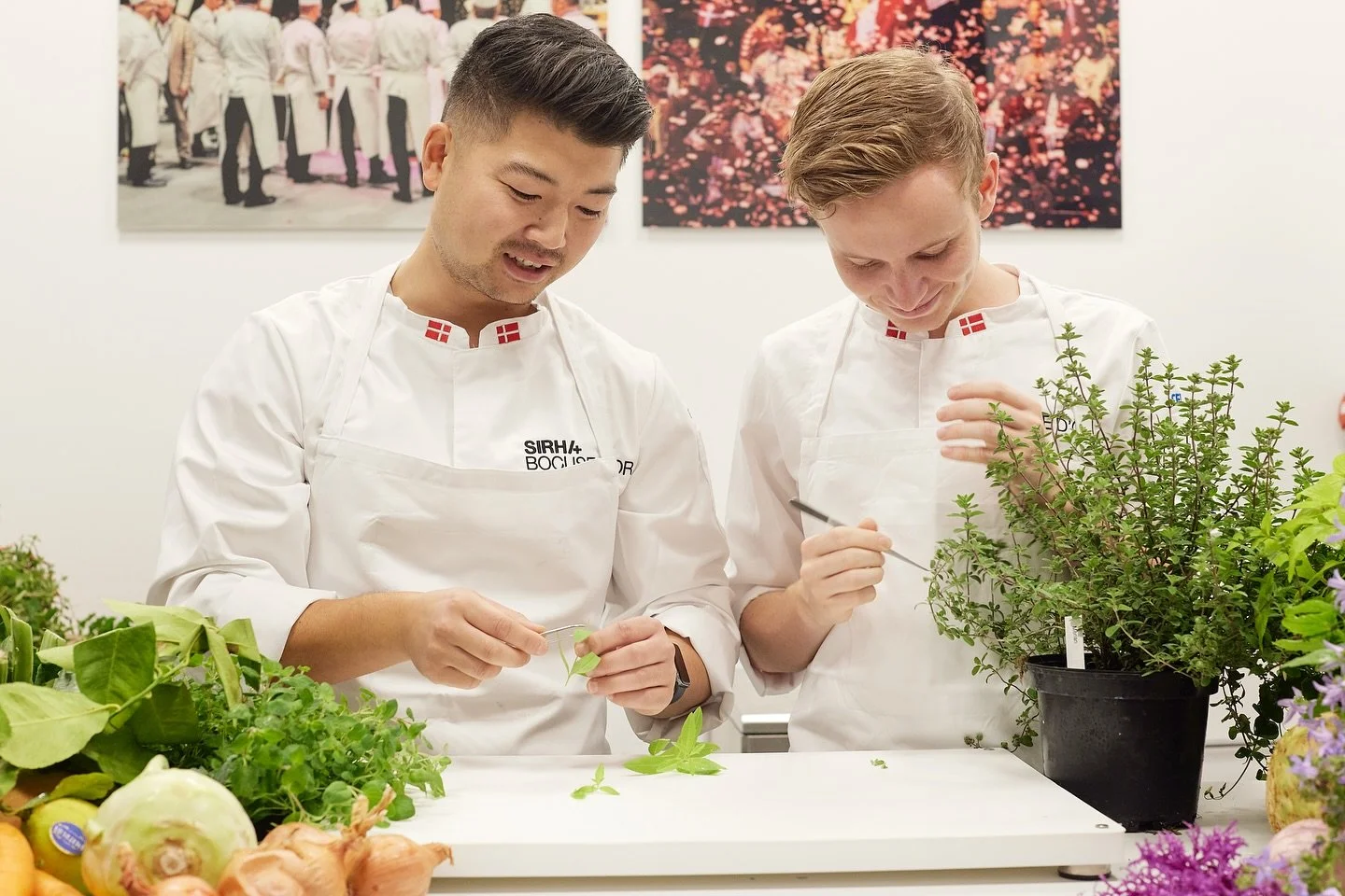 Red Gurnard takes the stage of the platter!
The team&rsquo;s been in the kitchen for some weeks now. But today they can start to really develop.
&ldquo;This is where it gets exciting &ndash; we finally get to show what we&rsquo;ve been building towar