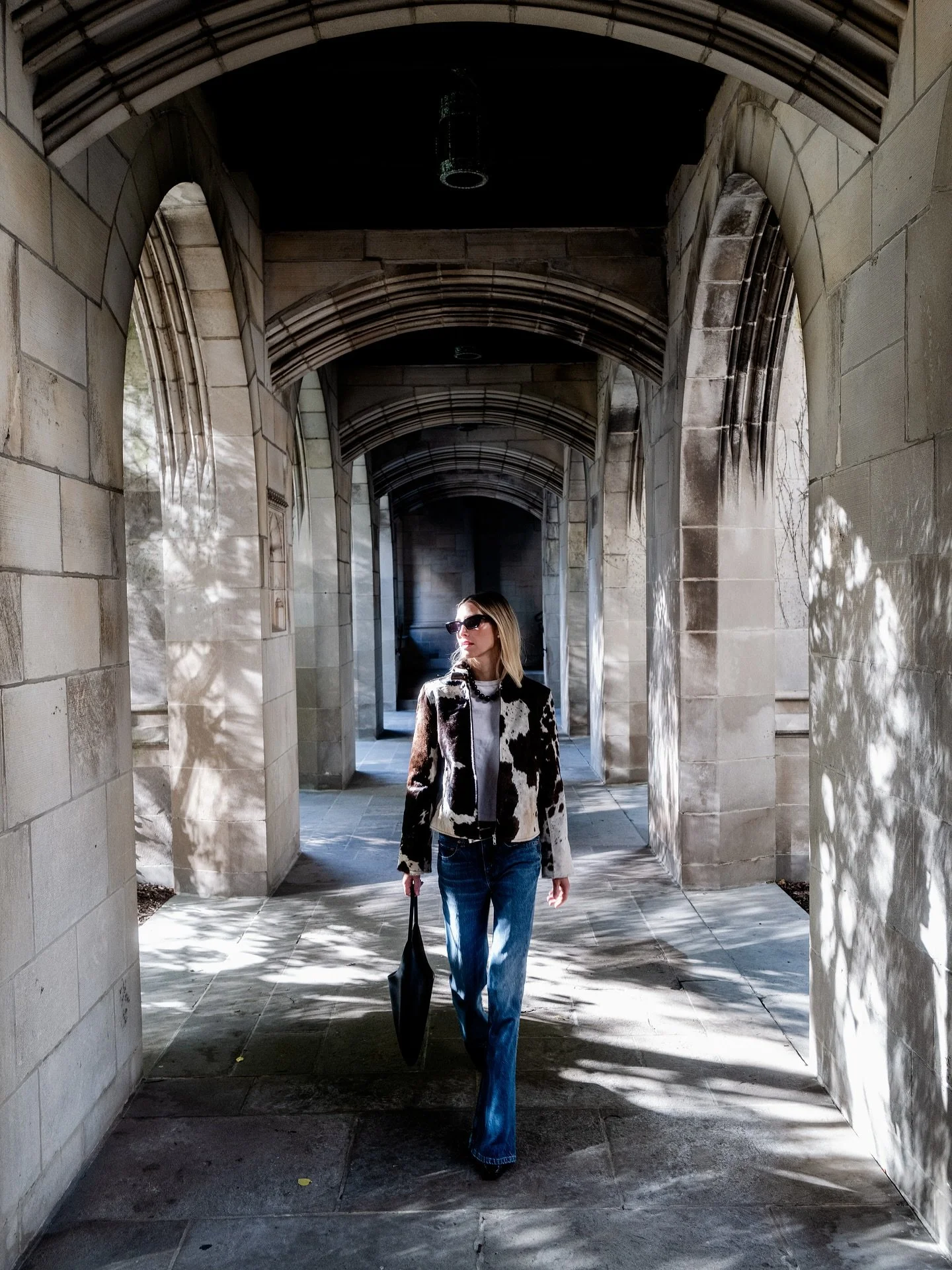 Shot some street style in downtown Chicago with the sweetest @whitneyeveport ~

Would love to do more of this kind of work.  One block, one fit, as many shots as we can find.  New series&hellip; 🤔