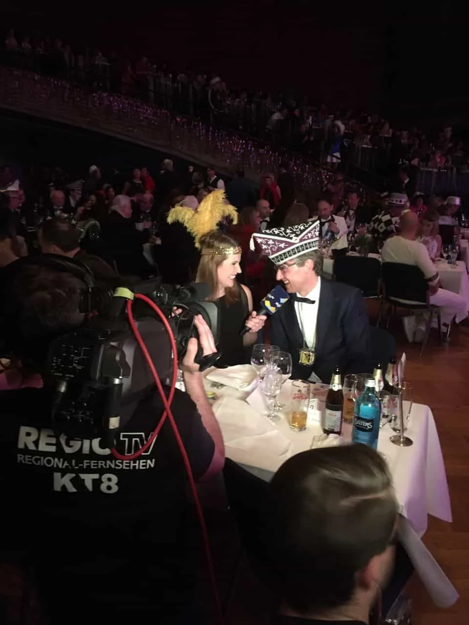 Alles Isi Moderation Interview