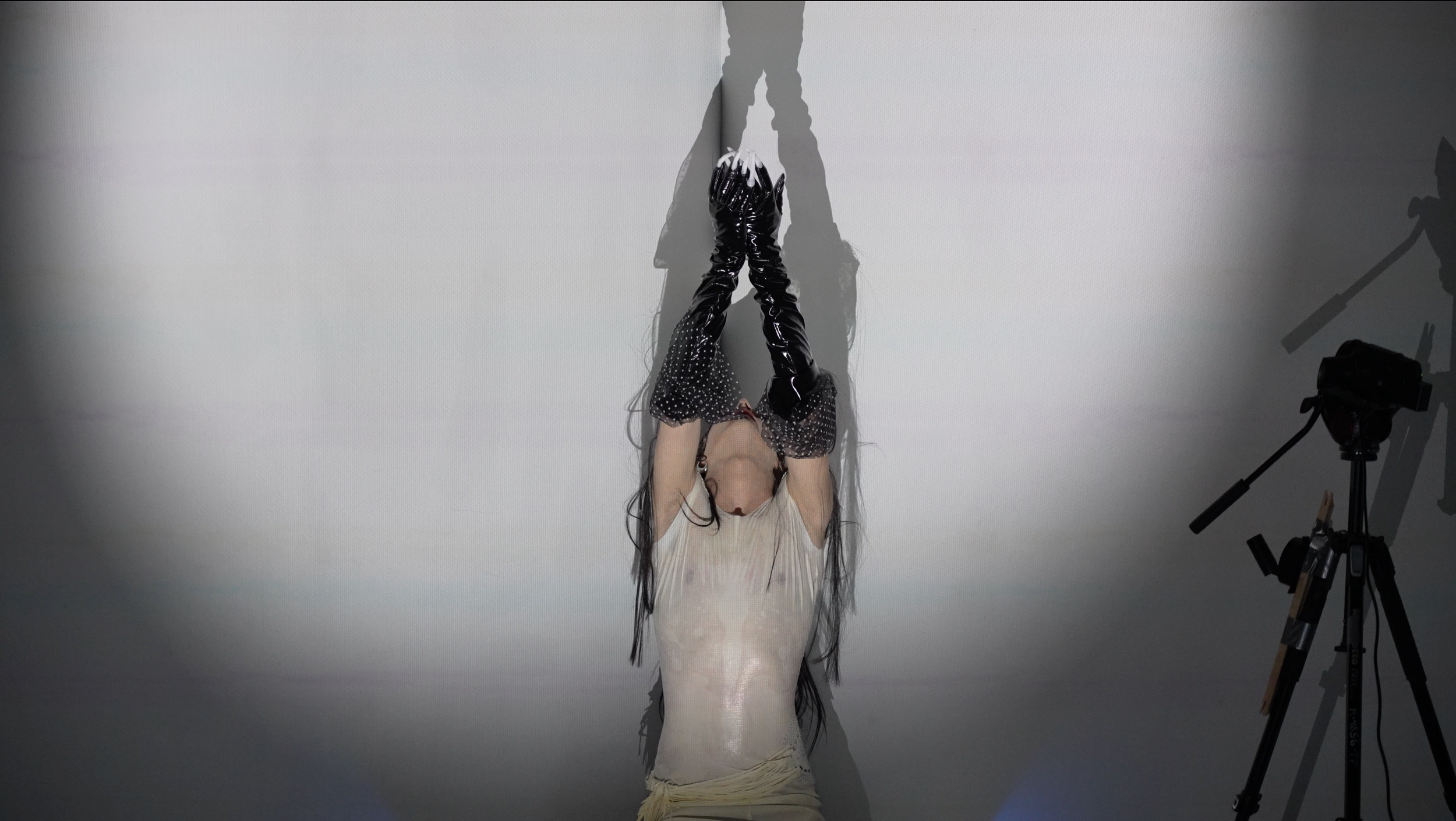 LOCAS, still from performance