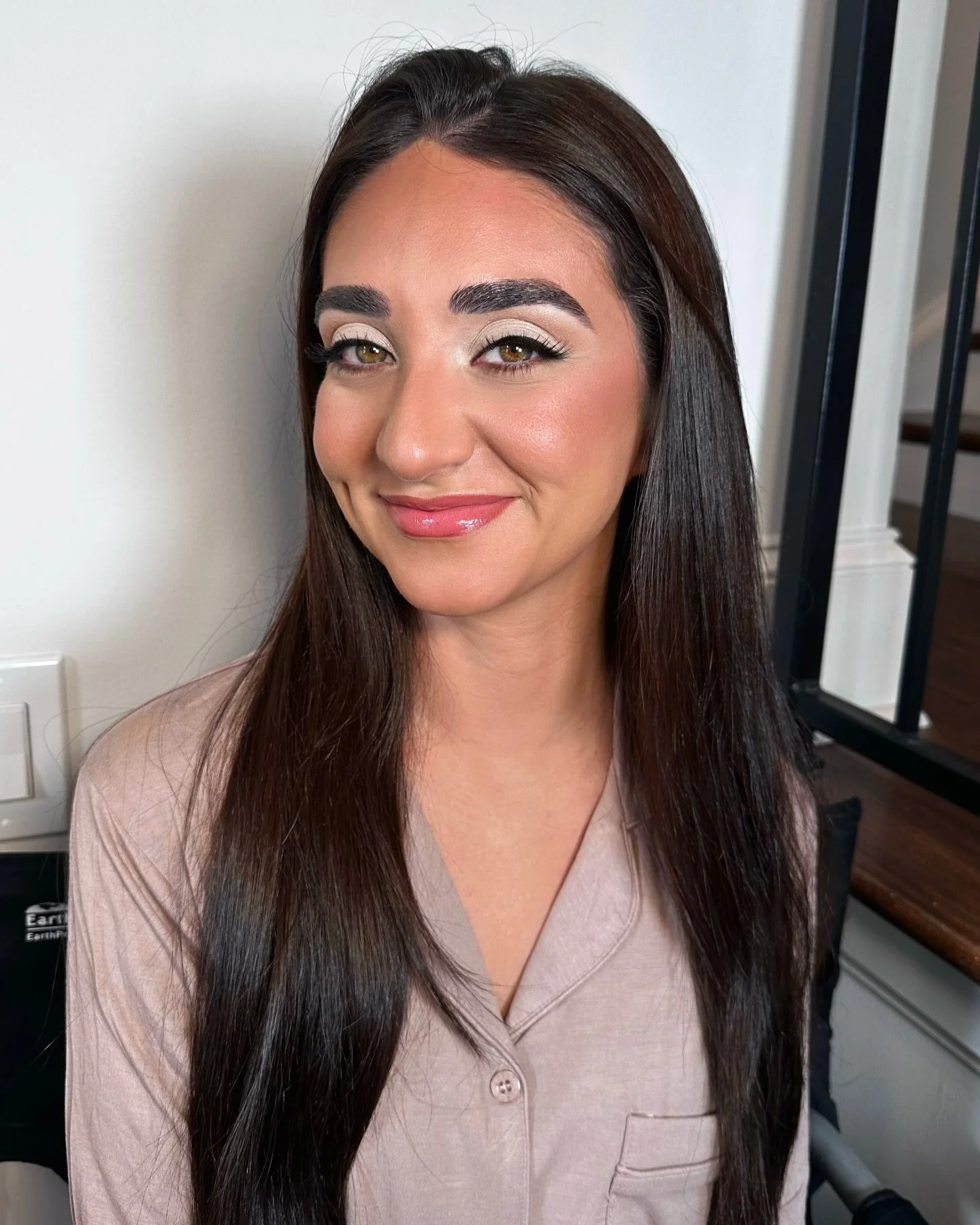 A simple clean glam always hits 🪄 
&bull;
&bull;
&bull;
@renaultwineryresort 
working w/ @nikkiikasak