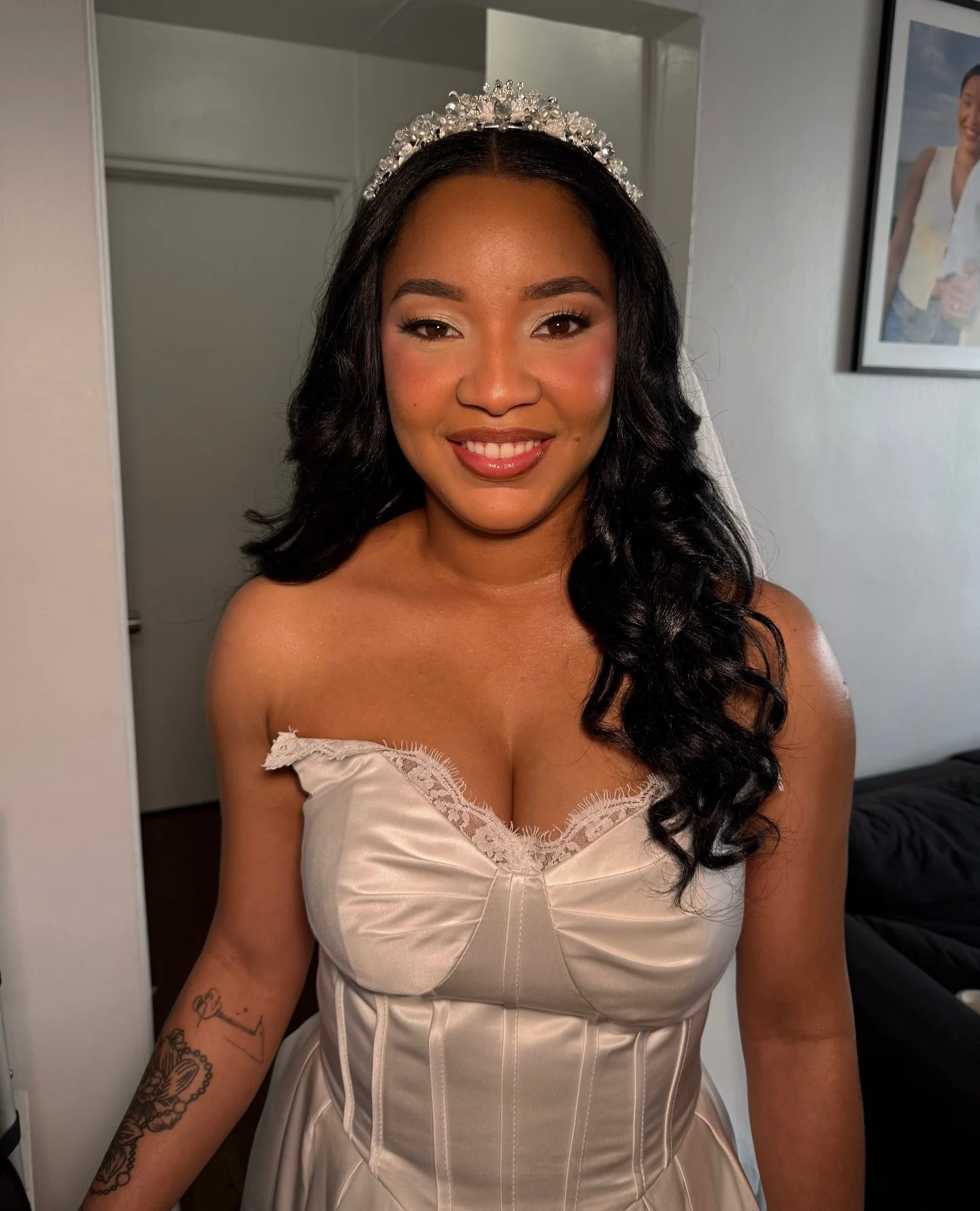 Congratulations Katherine 💍🥂 
&bull;
&bull;
&bull;
Please email for all bridal inquiries&mdash;online booking available for non bridal makeup services