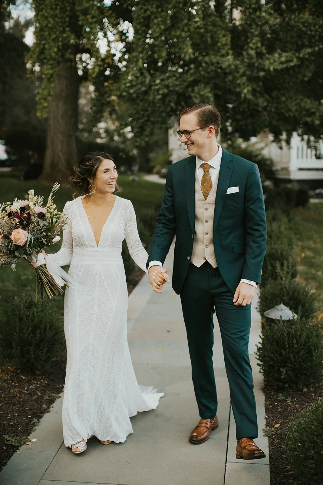 FINAL_Anna + Matt_Emilee Carpenter Photography-115.jpg