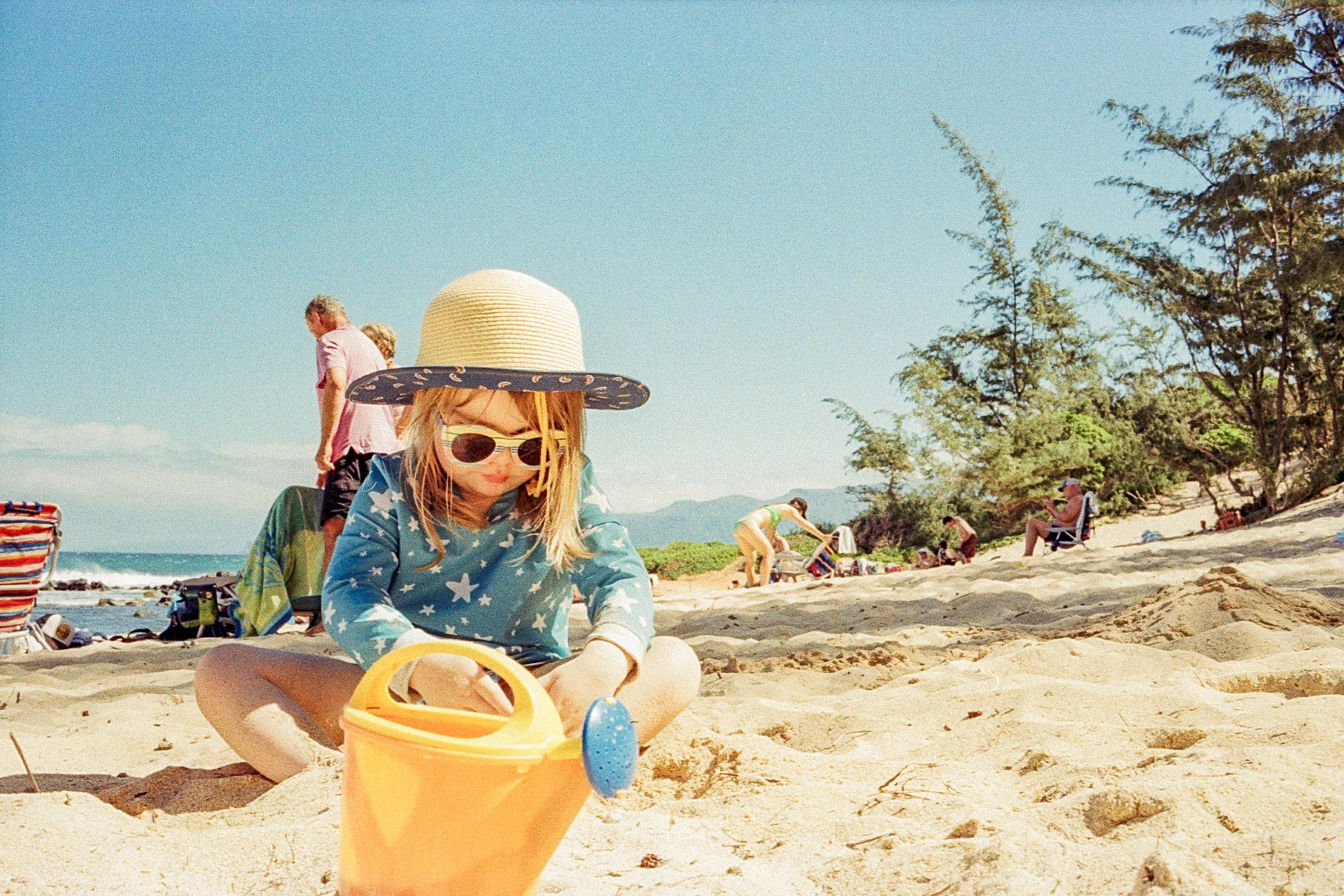 chris-daniels-creative-consulting-direction-strategy-nashville-art-potfolio-work-candid -film-photography-00117.jpg