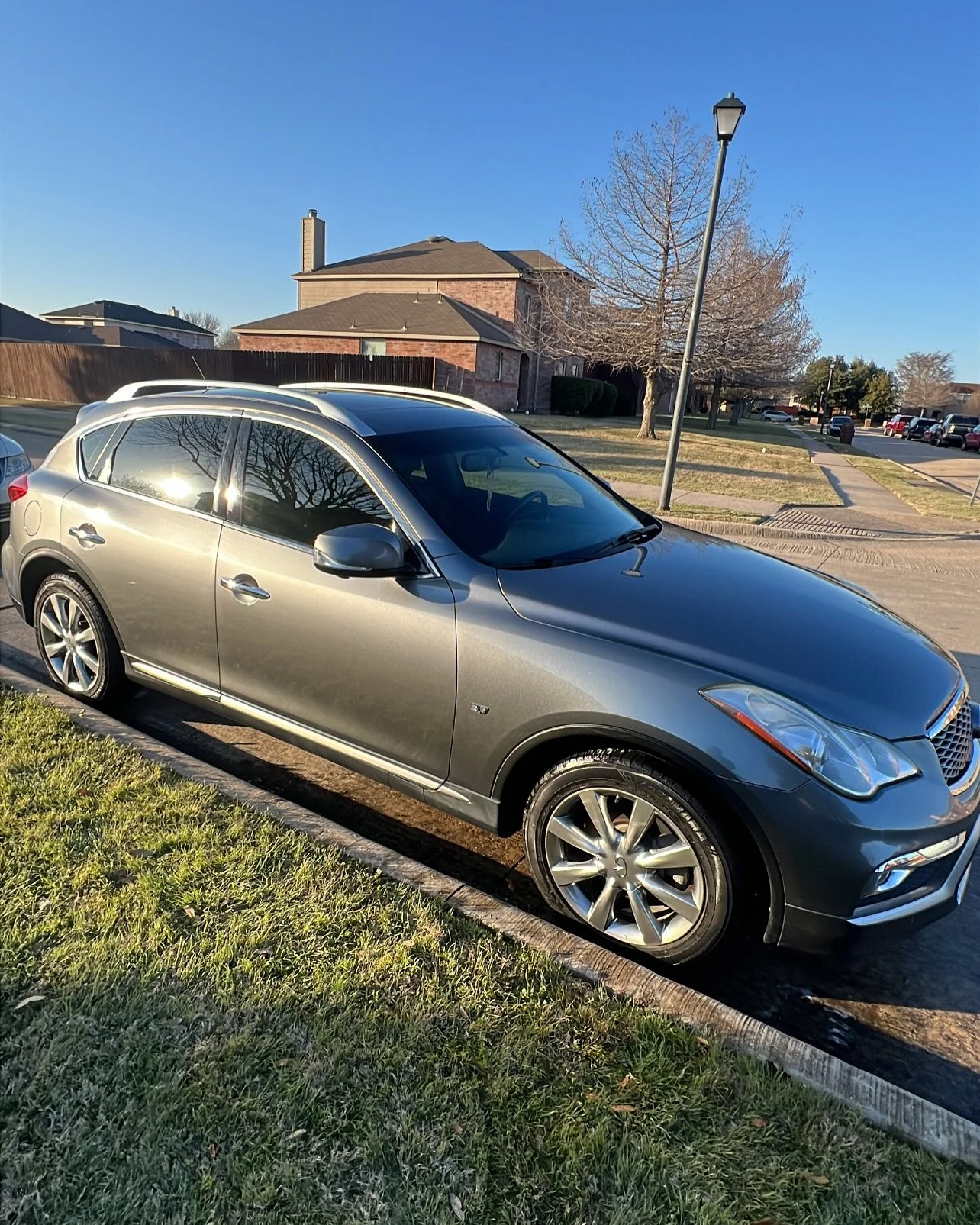 Infinity in for our Ultimate Shine Maintenance package Interior and Exterior detail. DM us or book your appointment online @precisionshineservices.com 
&bull;
&bull;
&bull;
&bull;
&bull;
#DetailingVibes #infiniti #FreshFinish #CarGlowUp#precisionshin