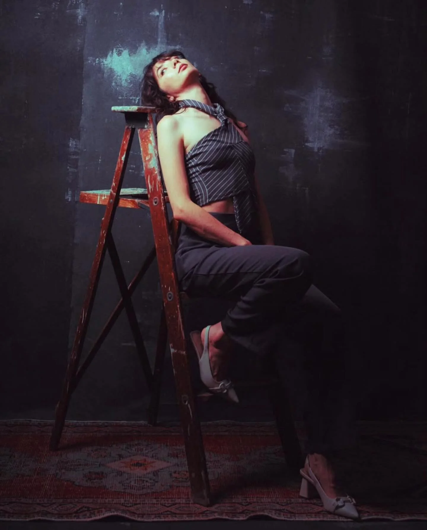 the canvas drops don&rsquo;t get enough love on here ✌️

fantastic set (as always!) from resident muse @djuntunen 

model : @gabriellastephaniec @gsc.weddings 
assistant : @katienov 
shot at : @studiostudioa2