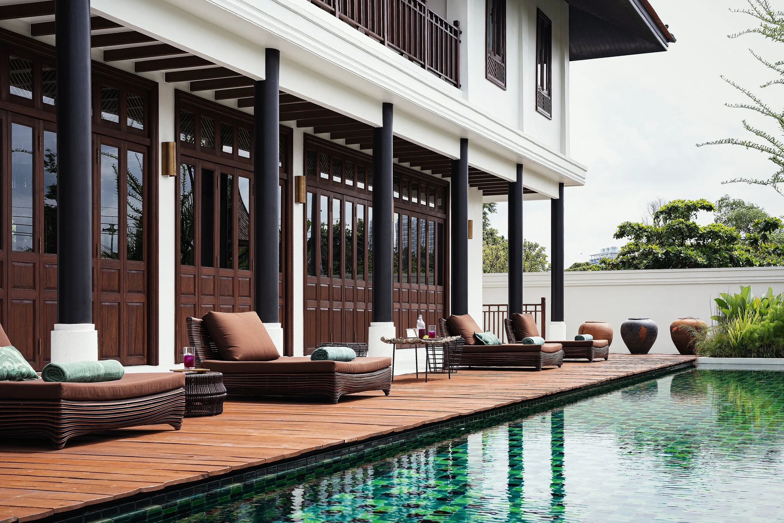 Siri Sala_Pool_202110 by Napat Rungsrithananon.jpg